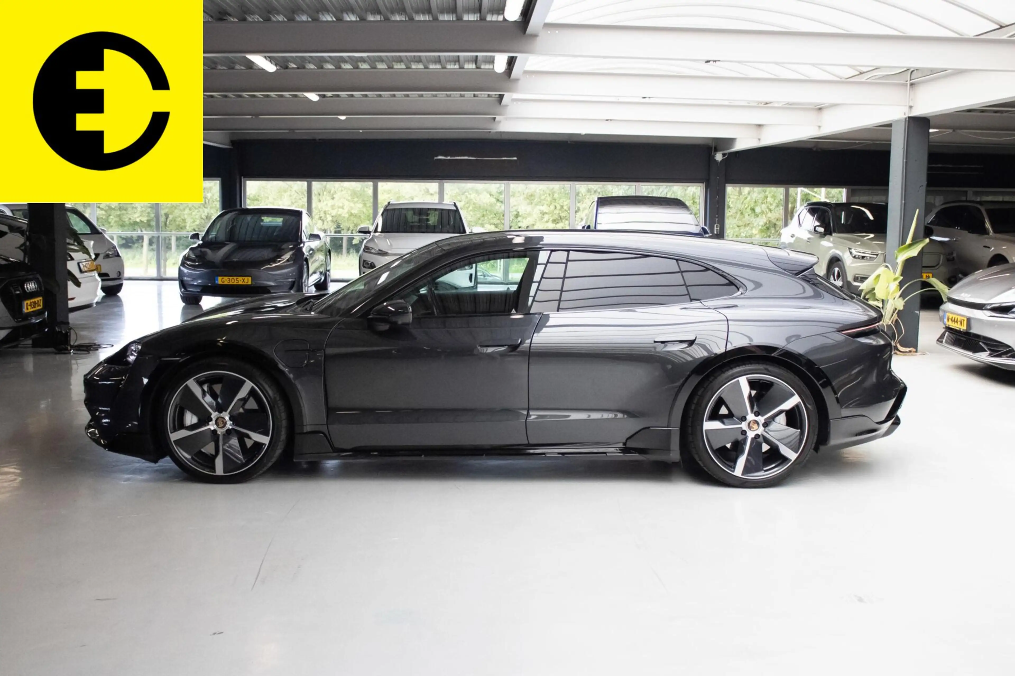 Porsche Taycan Cross Turismo Turbo 93 kWh | SOH 92.6% |Sportchron — photo 15
