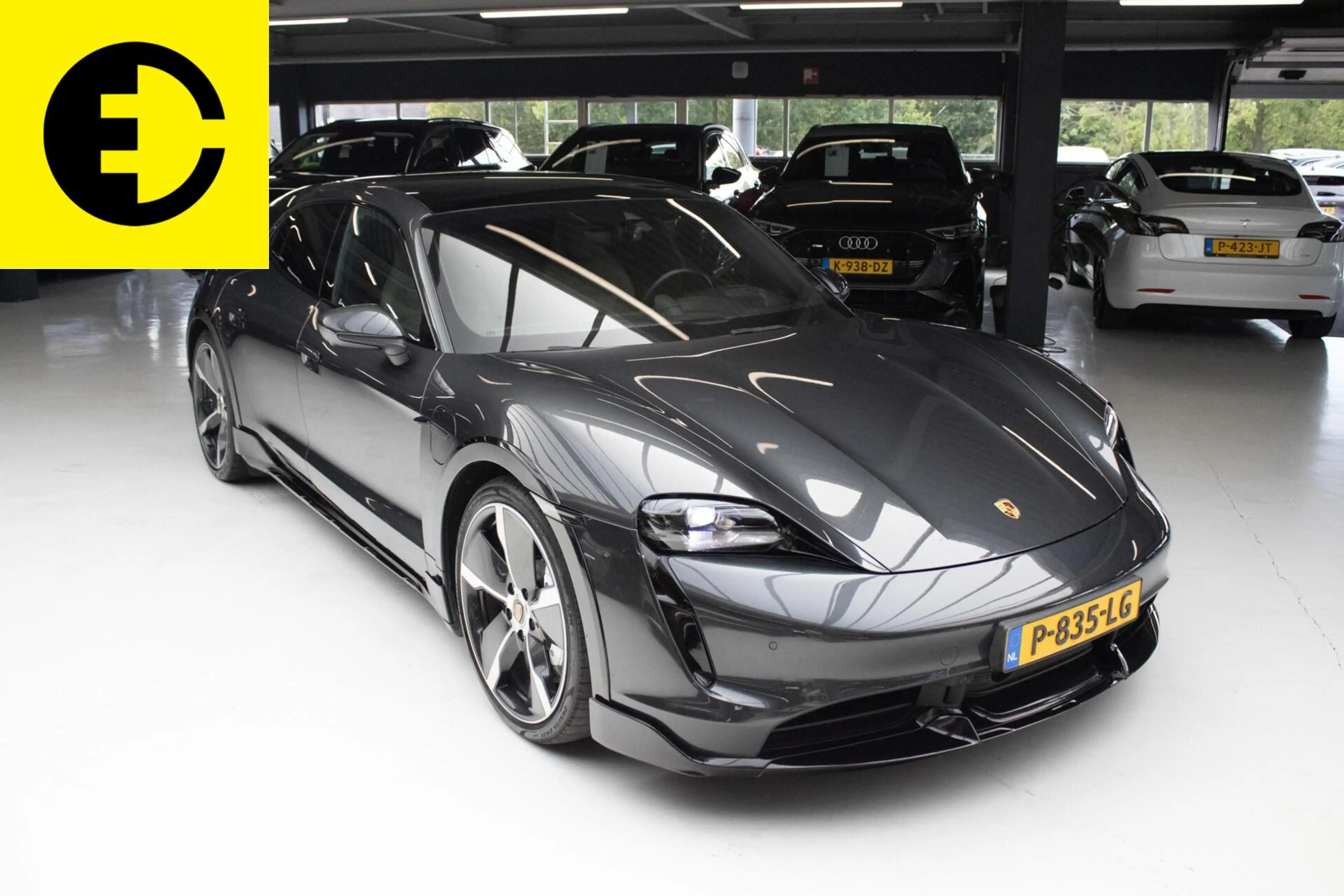 Porsche Taycan Cross Turismo Turbo 93 kWh | SOH 92.6% |Sportchron — photo 7