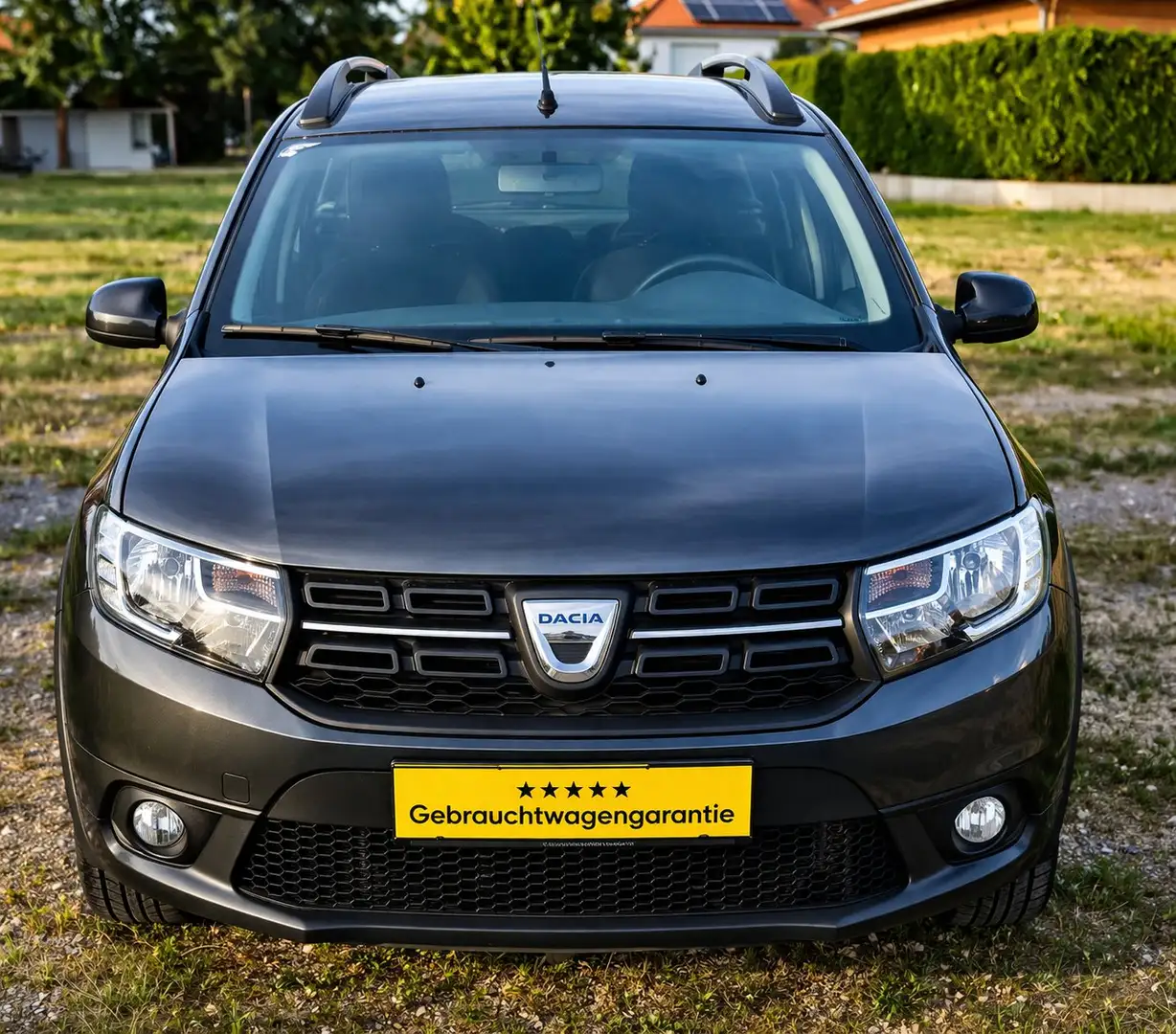 Dacia Logan Laureate Schwarz - 2