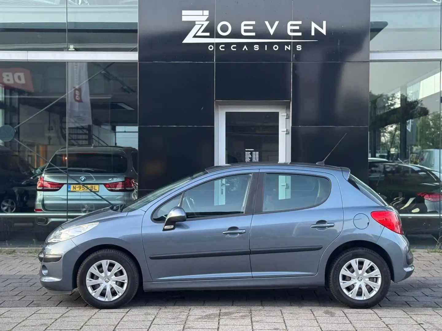 Peugeot 207 1.4 VTi Cool 'n Blue Gris - 2
