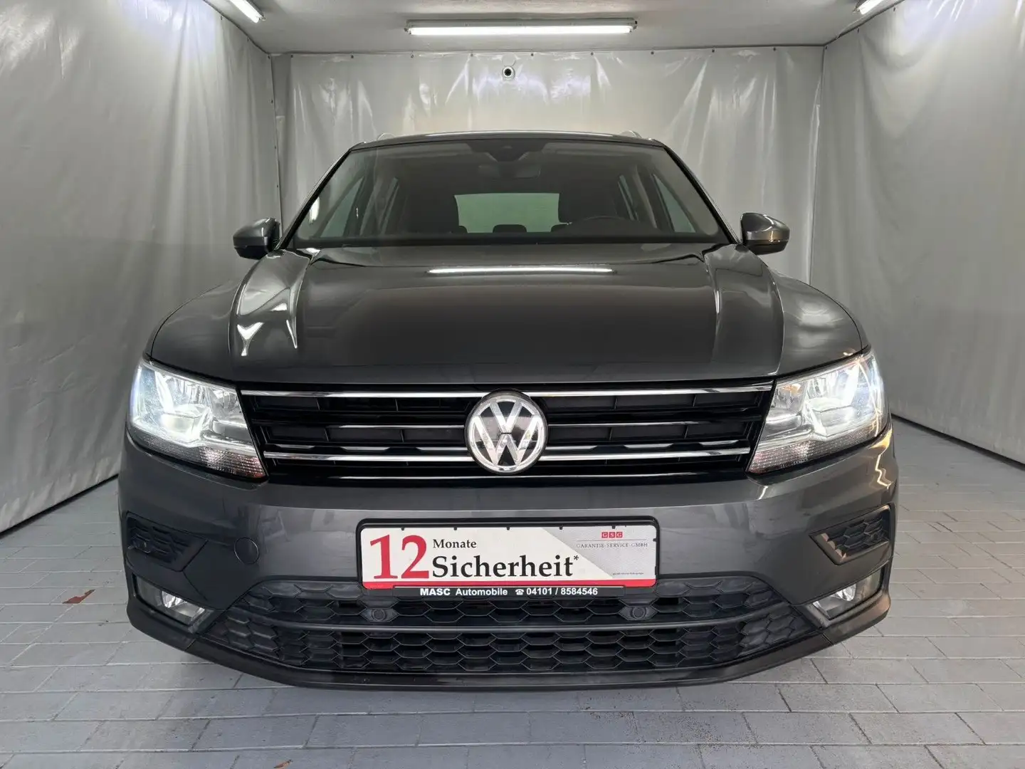 Volkswagen Tiguan Comfortline/AHK/Navi/BT/PDC/RFK Gris - 2