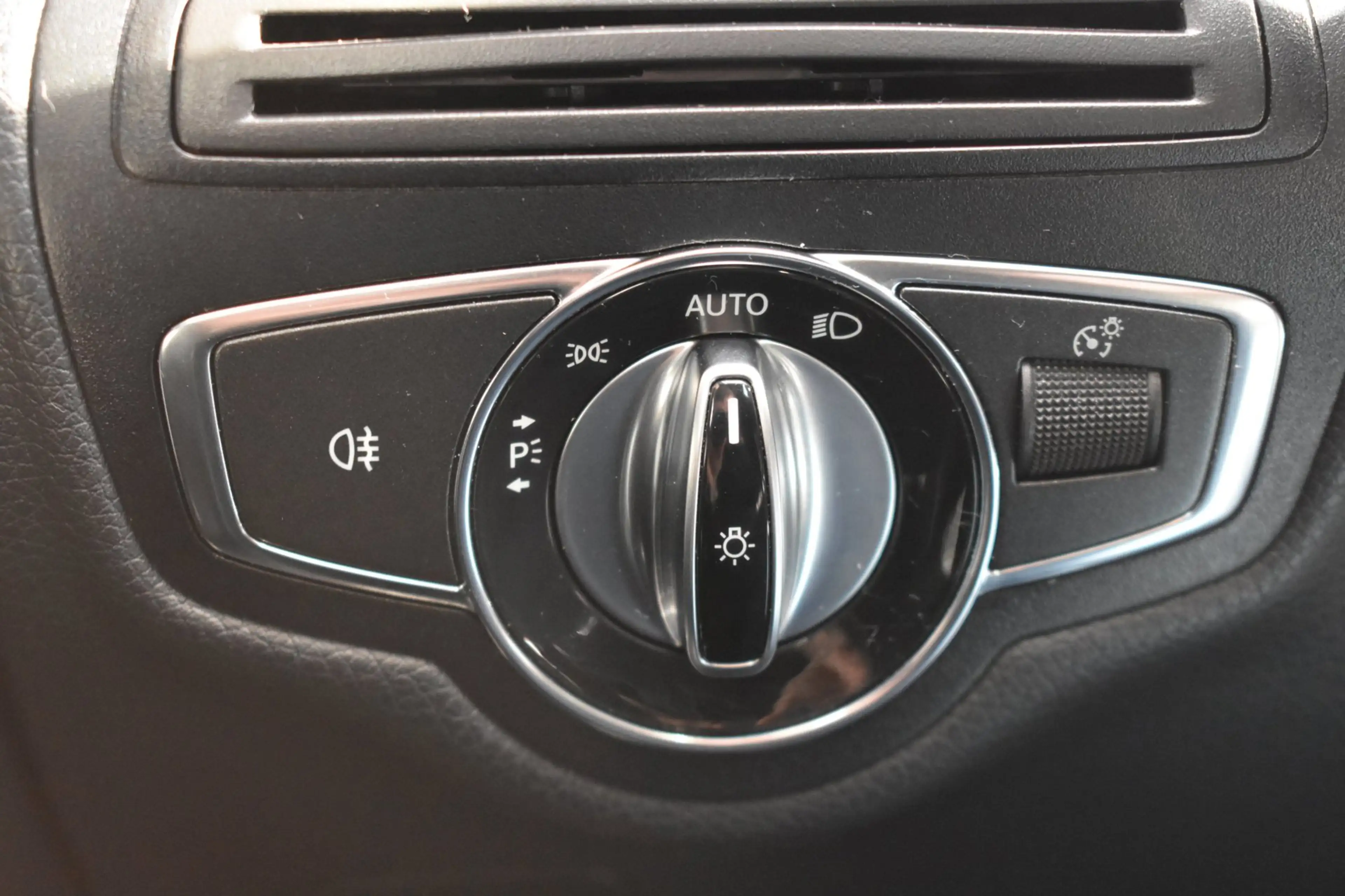 Mercedes-Benz C 180 Lease Edition '14 LED Clima Cruise Inruil mogelijk — photo 20
