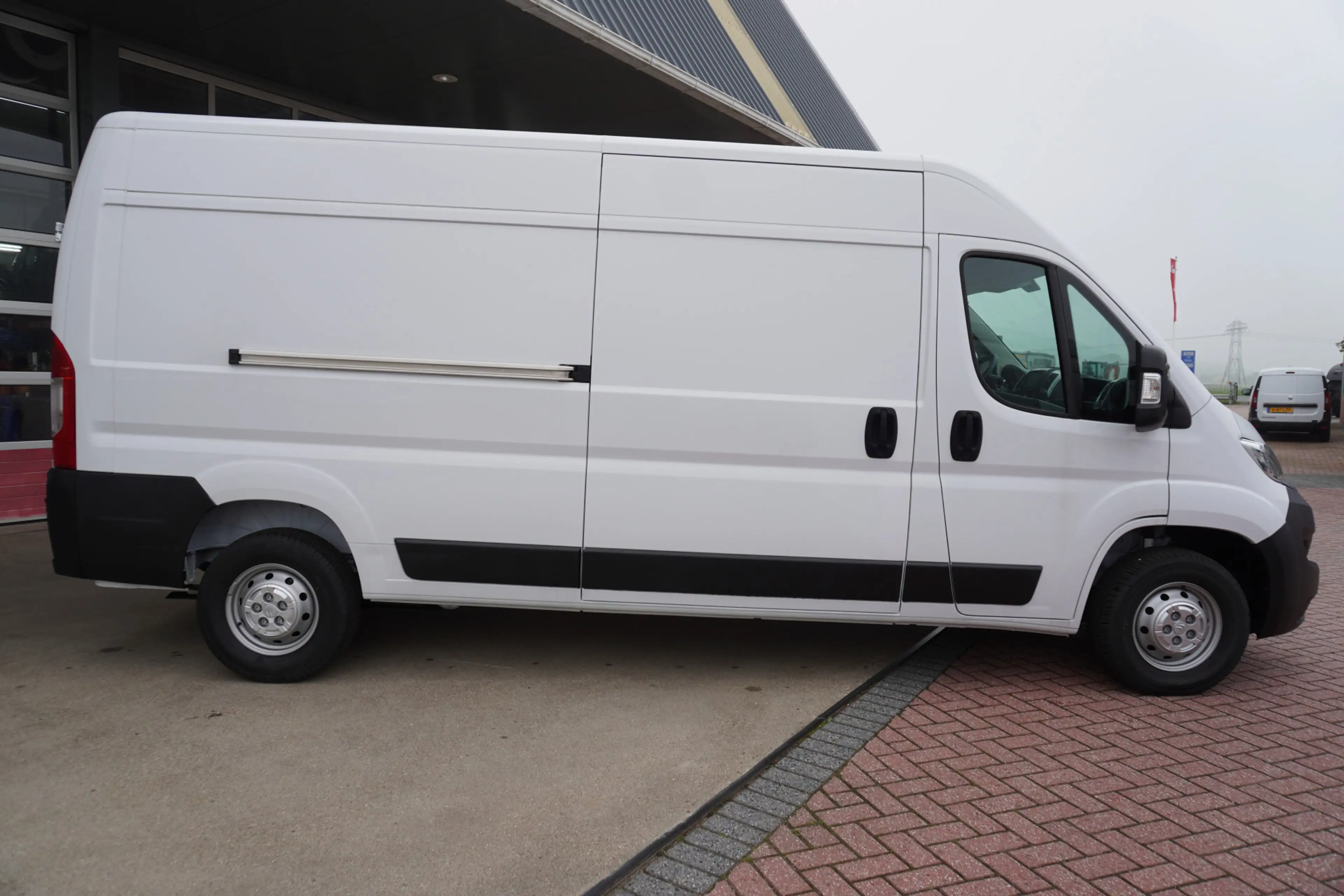 Citroen Jumper 2.2 BlueHDi 140 L3H2 3.5t Airco | Cruise | Apple C — photo 3