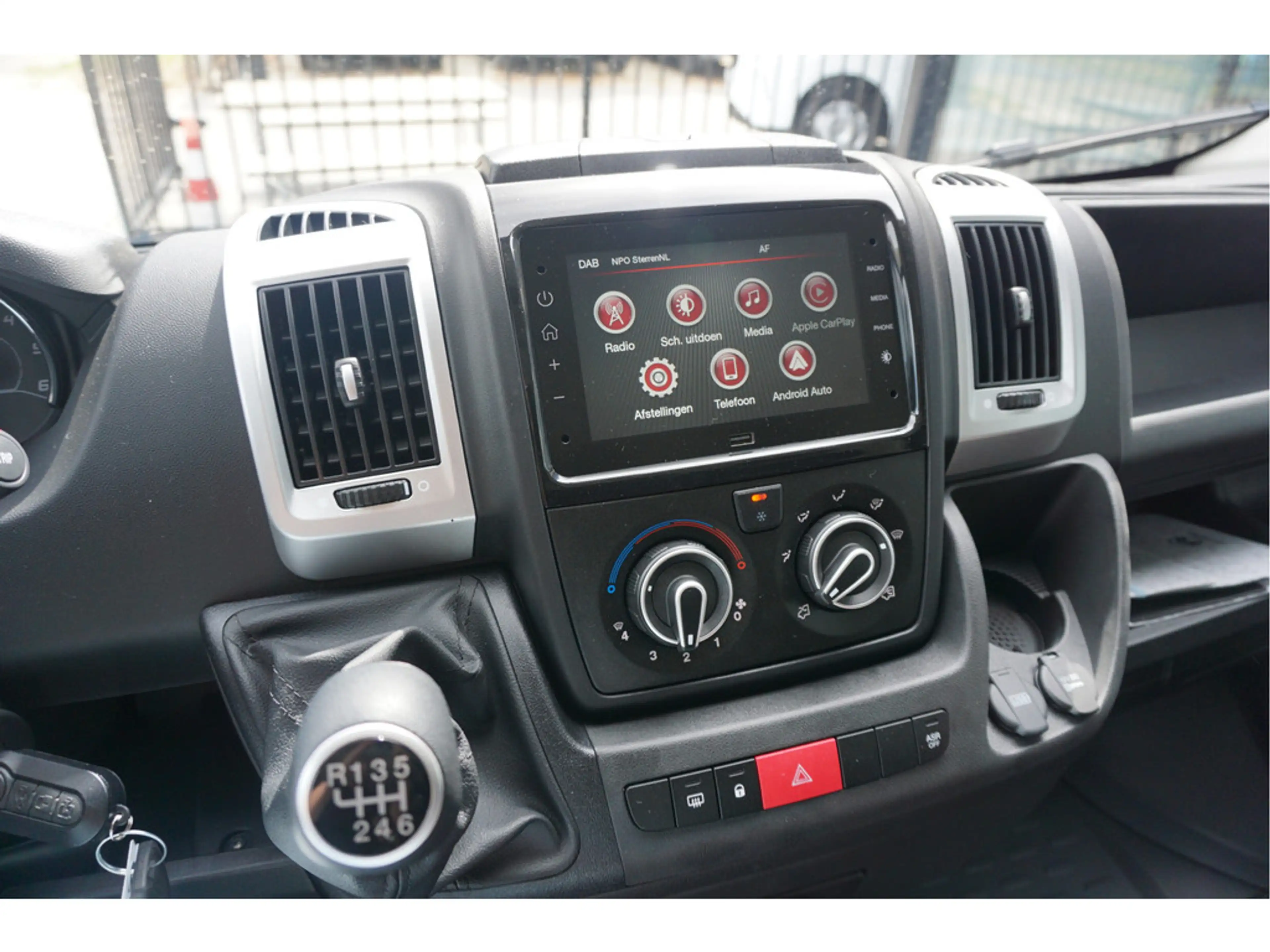 Citroen Jumper 2.2 BlueHDi 140 L3H2 3.5t Airco | Cruise | Apple C — photo 16