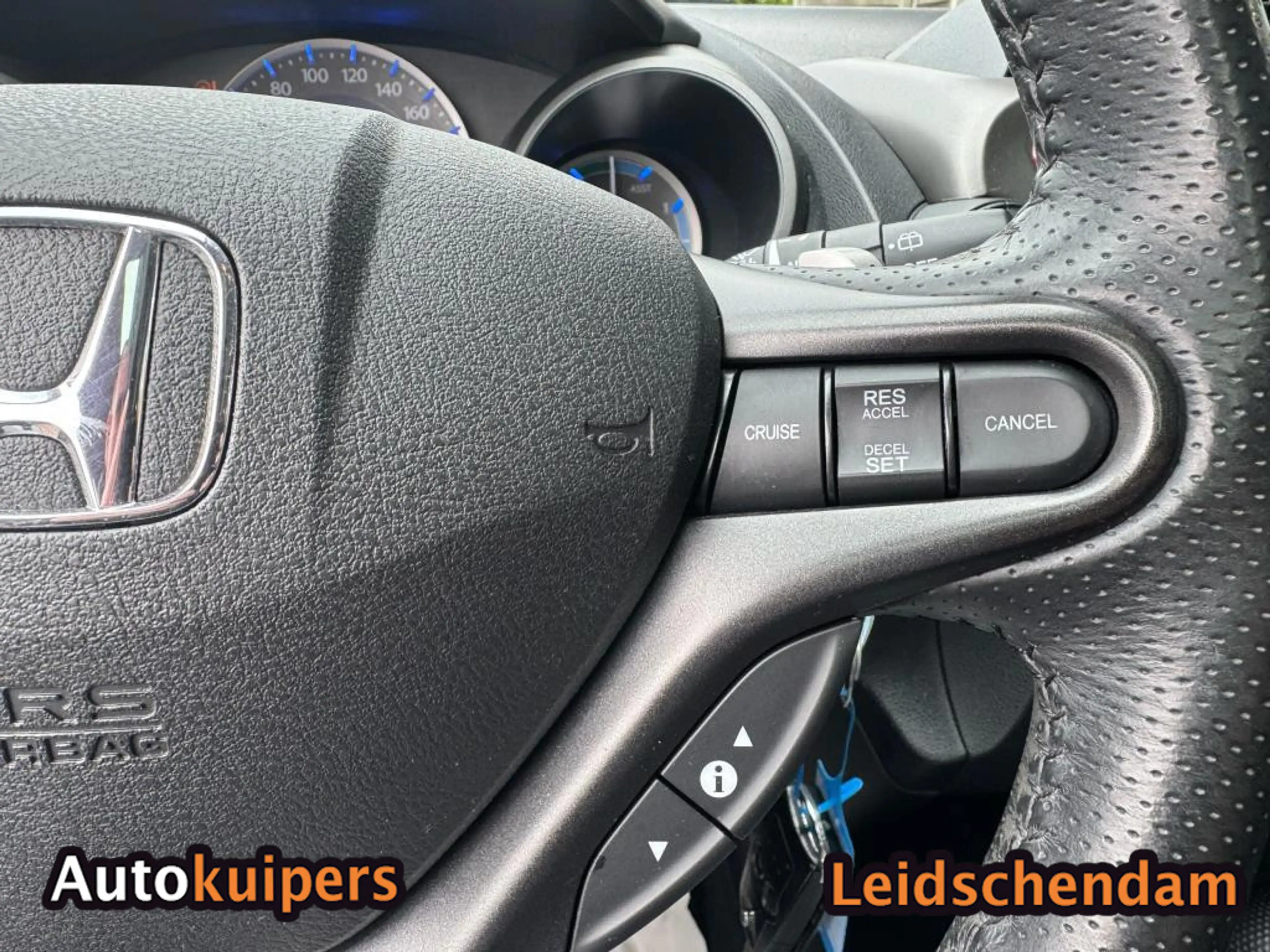 Honda Jazz 1.4 Hybrid Elegance — photo 14