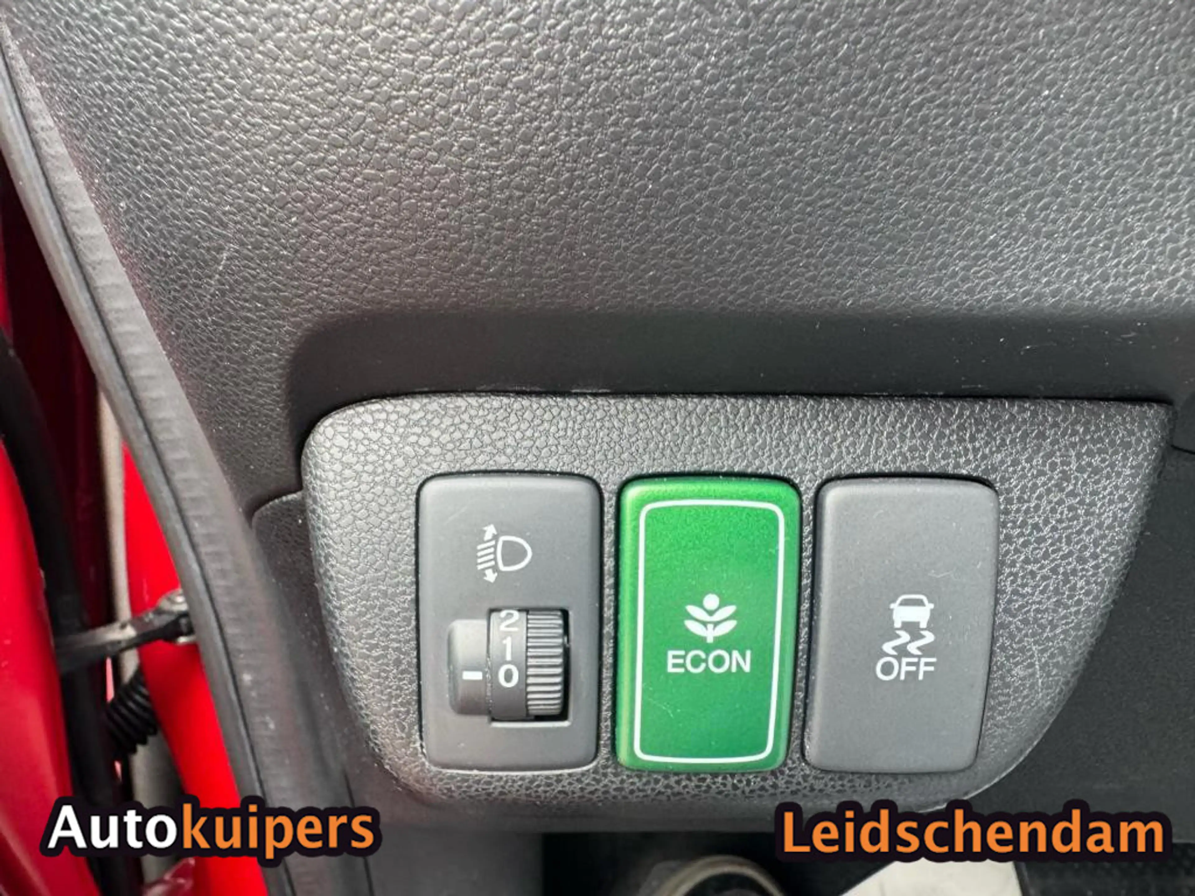 Honda Jazz 1.4 Hybrid Elegance — photo 15