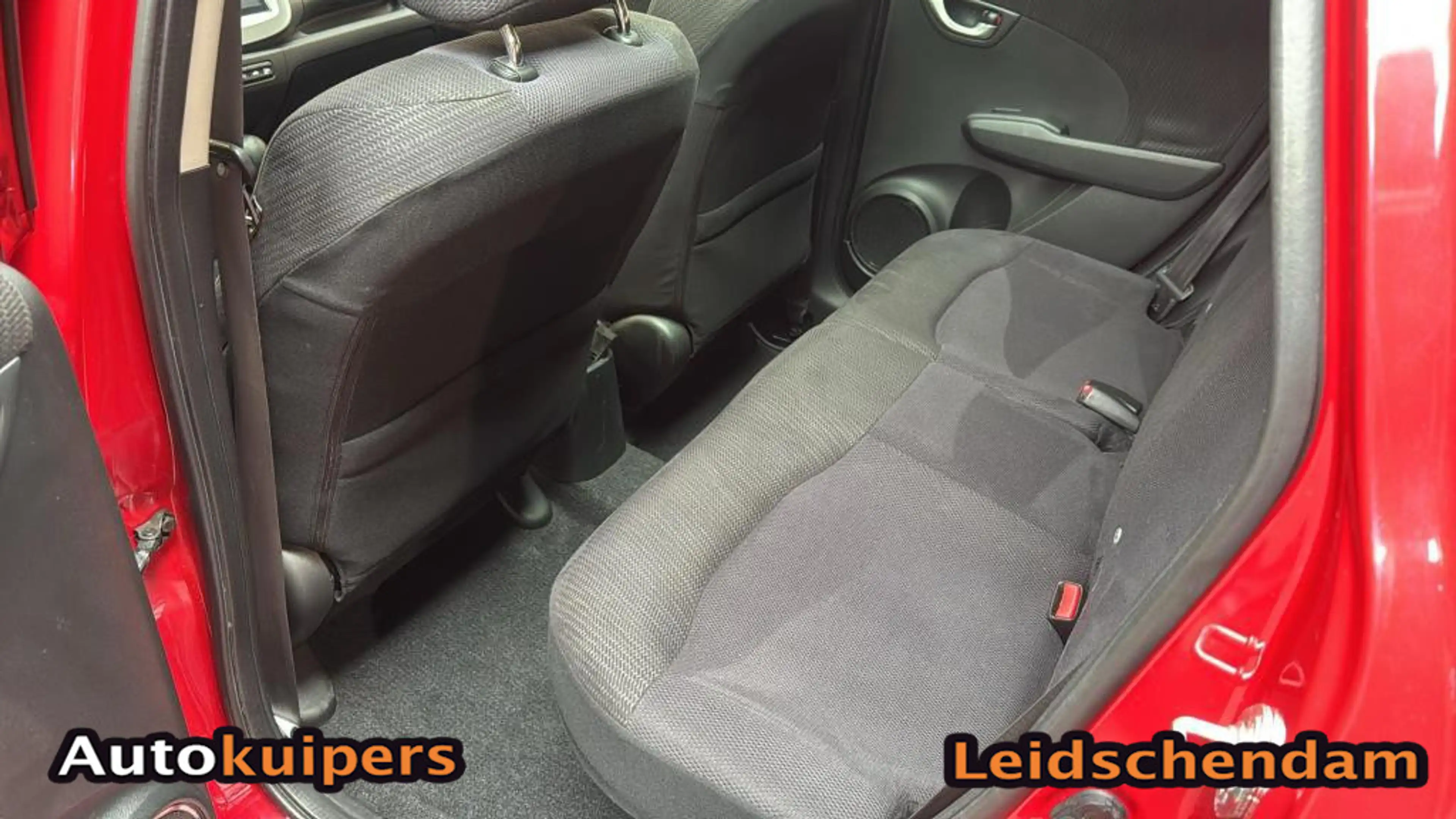 Honda Jazz 1.4 Hybrid Elegance — photo 6