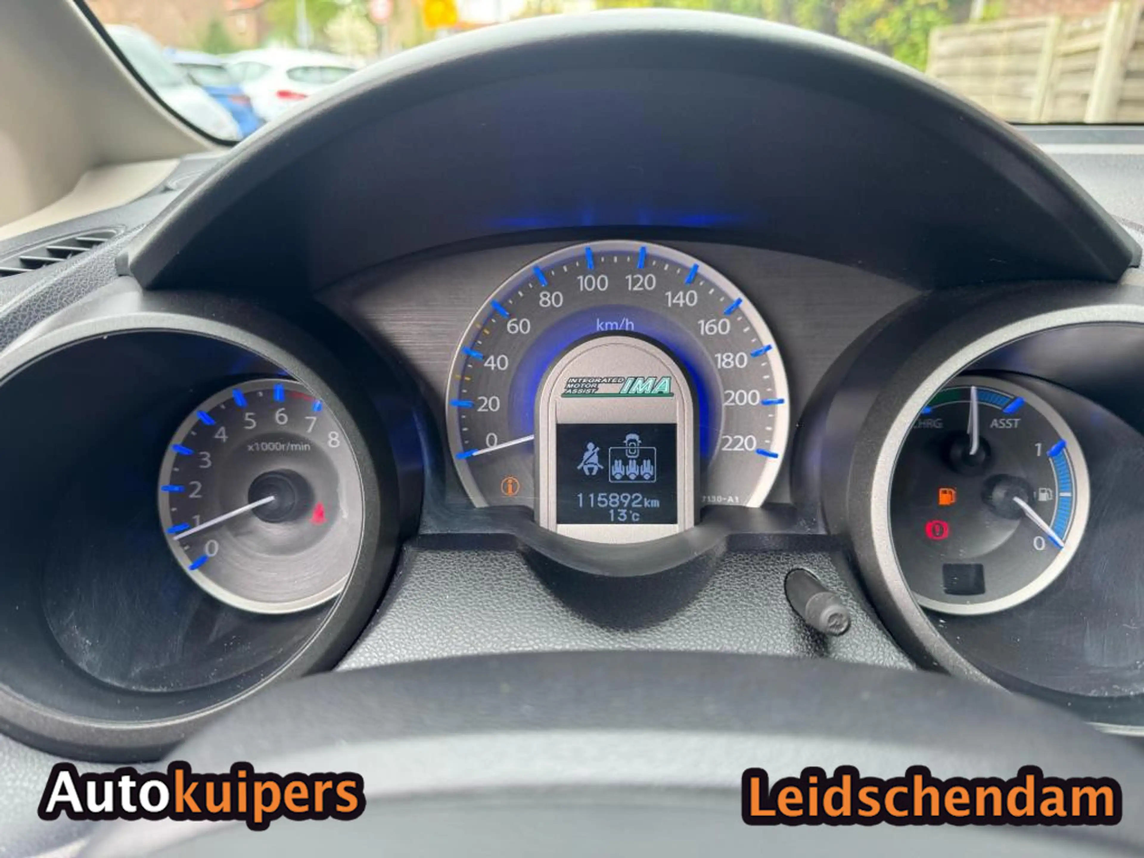 Honda Jazz 1.4 Hybrid Elegance — photo 12
