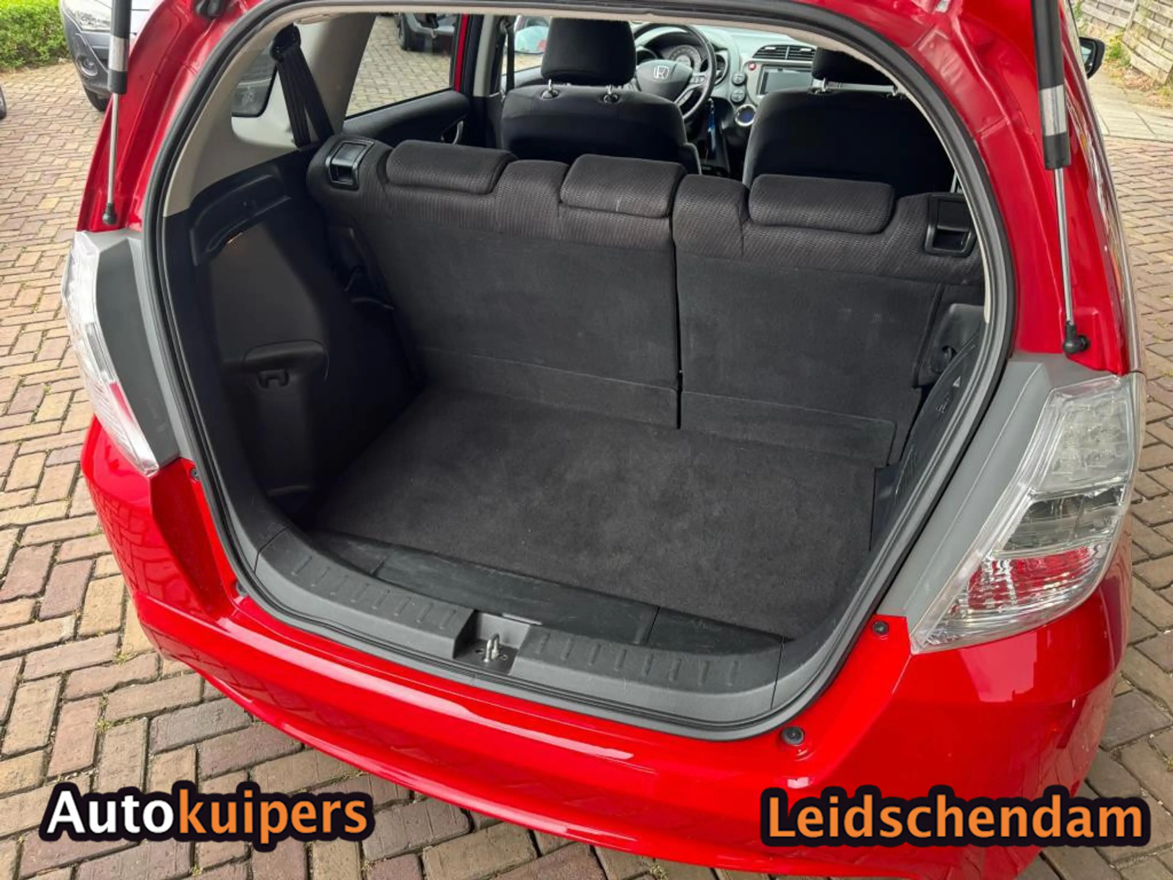 Honda Jazz 1.4 Hybrid Elegance — photo 5