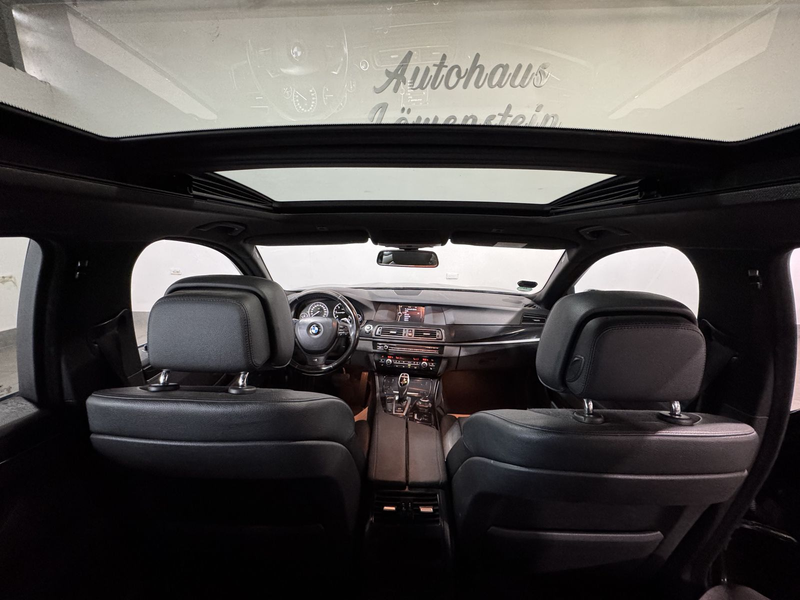 BMW 520 D*2.HAND*PANORAMA*PDC*NAVI*SHZ* — photo 11