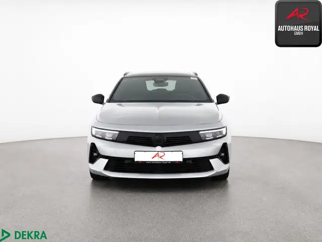 Opel Astra view 8