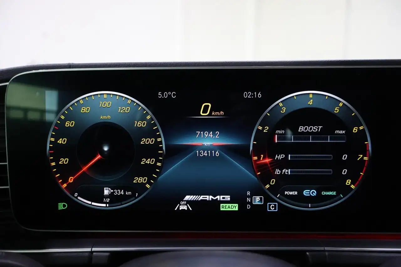 Mercedes-Benz GLE снимка Mercedes-Benz GLE