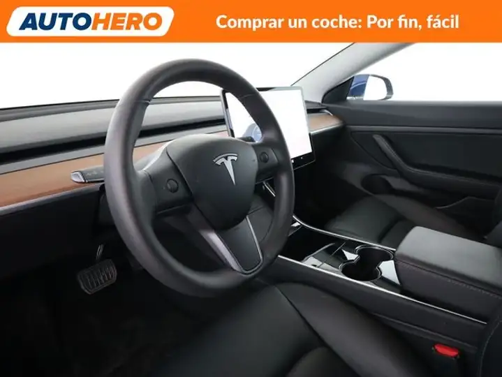 Tesla Model 3 2019, foto 13