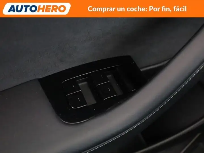Tesla Model 3 2019, foto 31