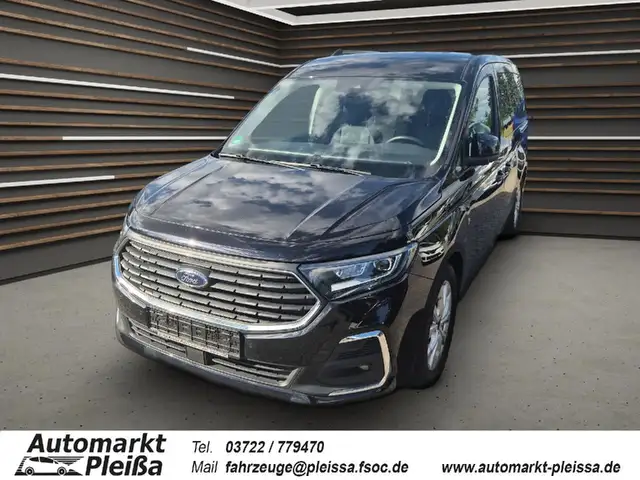Ford Grand Tourneo PHEV Titanium