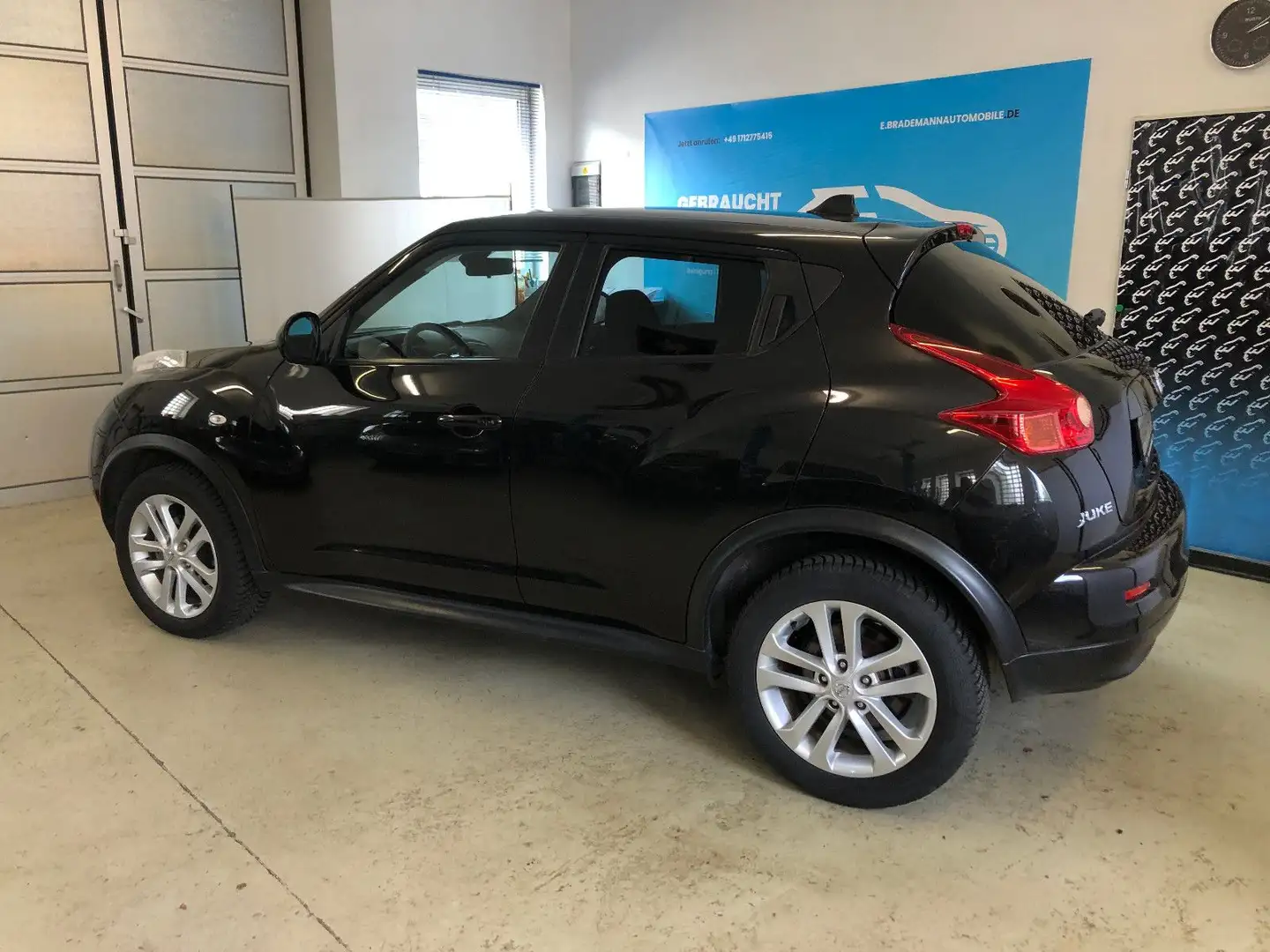 Nissan Juke Tekna Automatik Schwarz - 2
