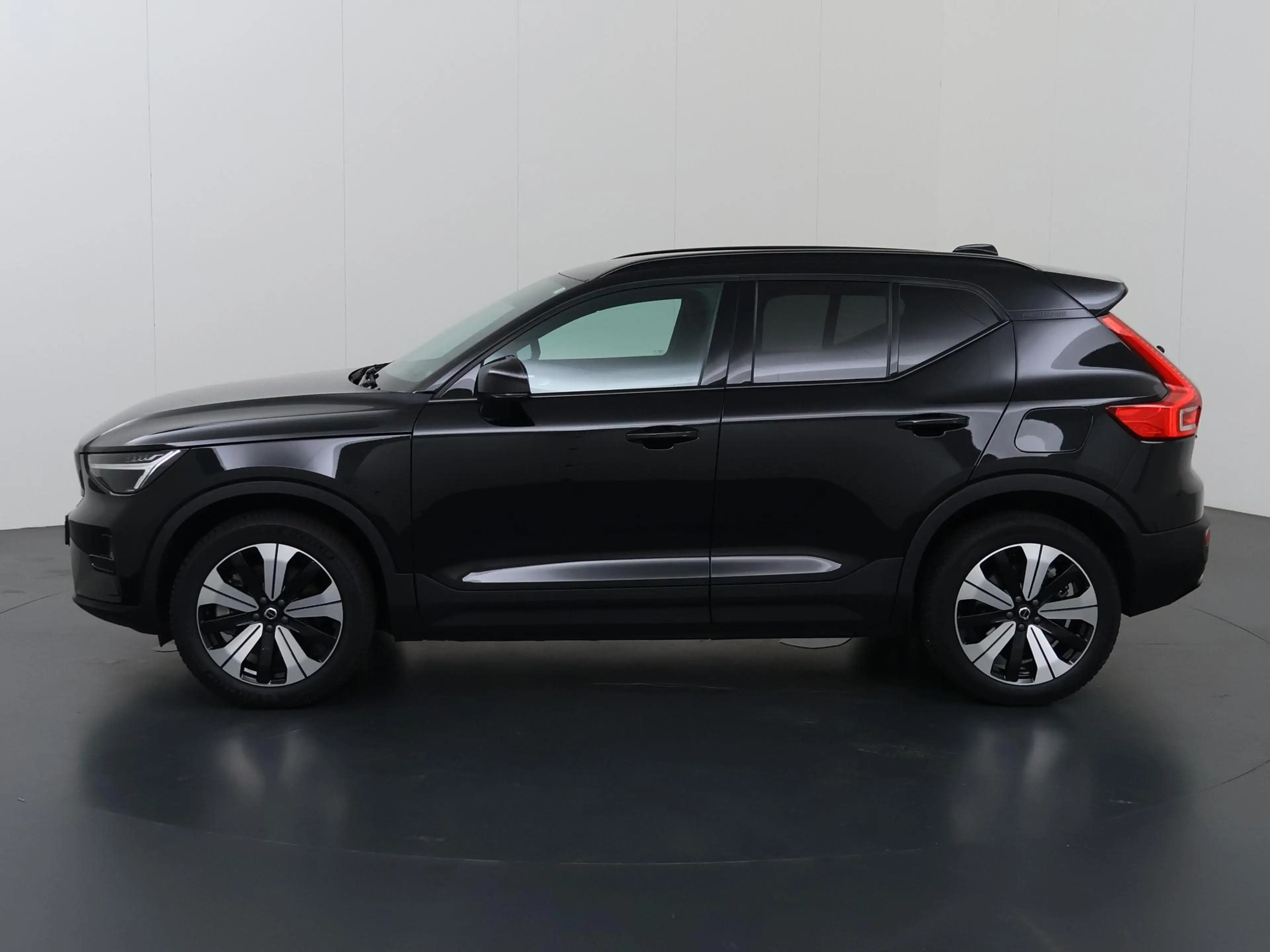 Volvo XC40 Recharge Plus | Elek. Trekhaak | Warmtepomp | Navi — photo 5