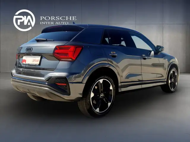 Audi Q2 view 5