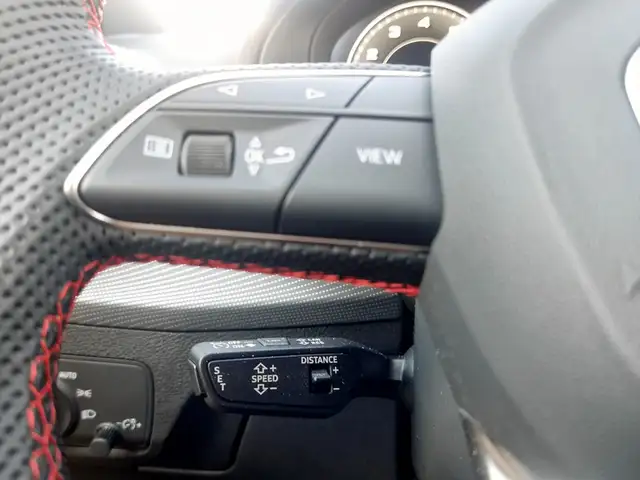 Audi Q2 view 14