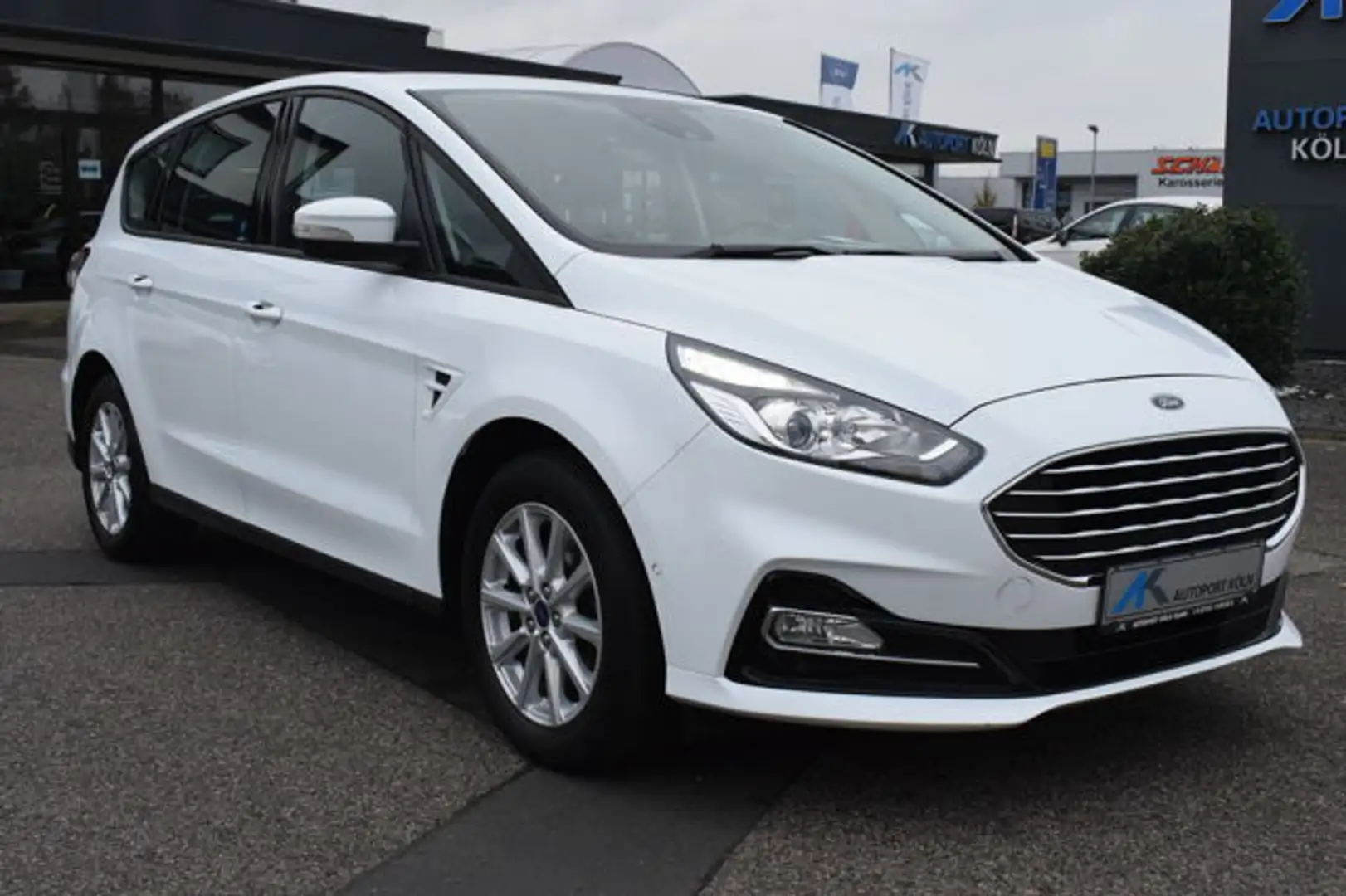 Ford S-Max 2,5 Hybrid TREND * NAVI * SHZ * KAMERA Weiß - 1