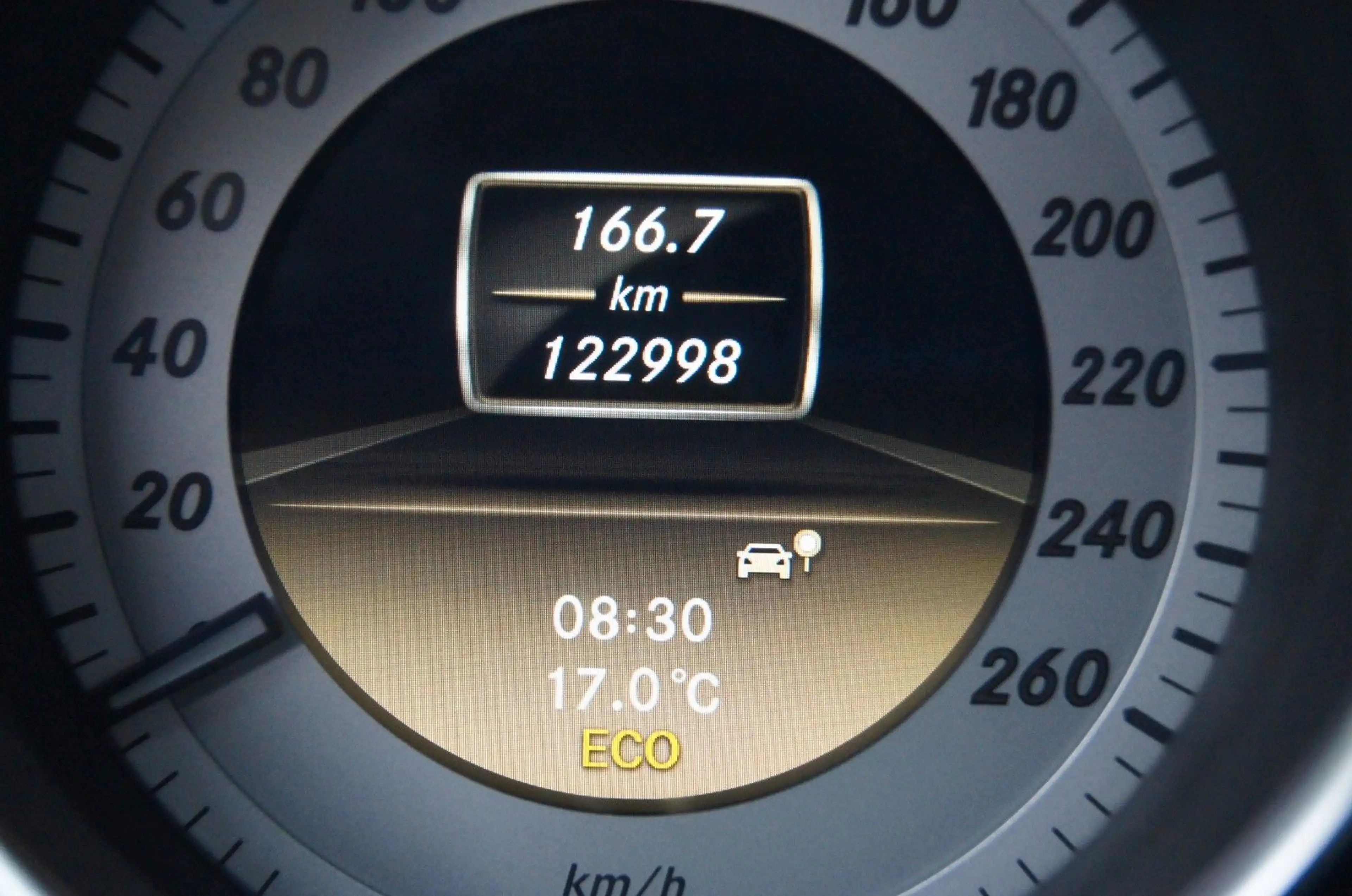 Mercedes-Benz C 180 Coupe CGI BlueEfficiency,viele Neuteile — photo 14