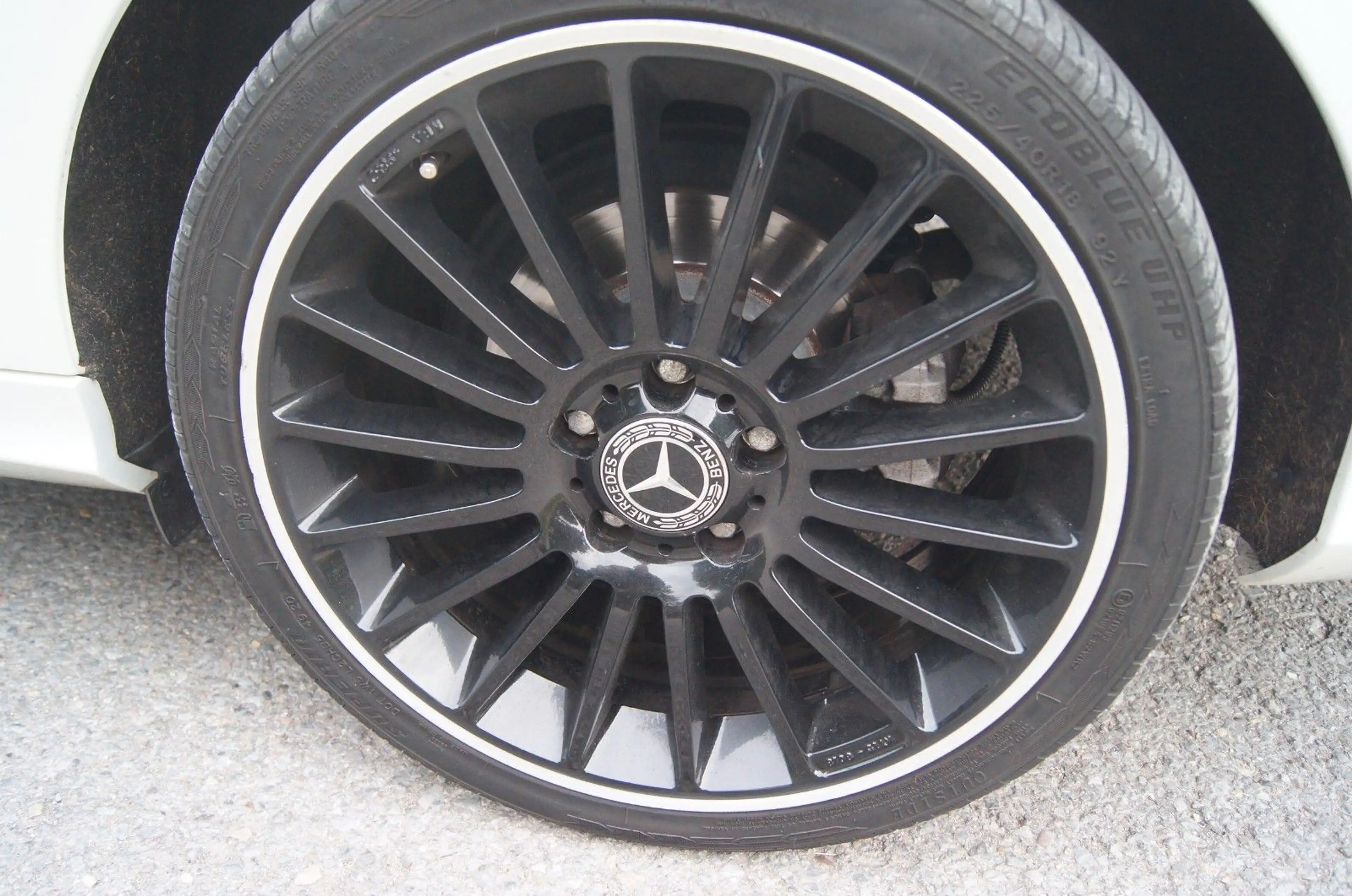 Mercedes-Benz C 180 Coupe CGI BlueEfficiency,viele Neuteile — photo 15