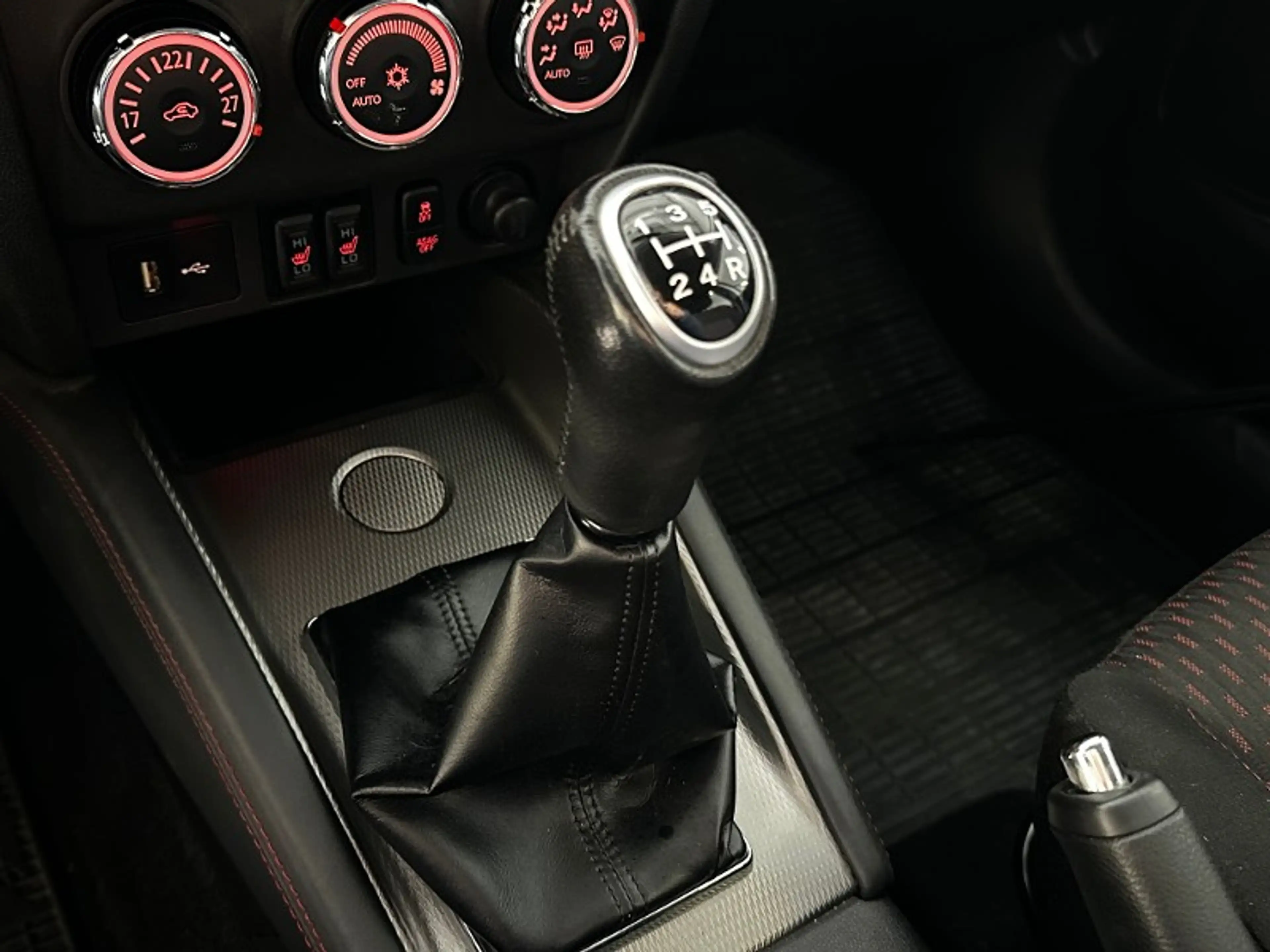 Mitsubishi ASX Edition 1.6 MIVEC ClearTec 2WD 5-Gang — photo 13