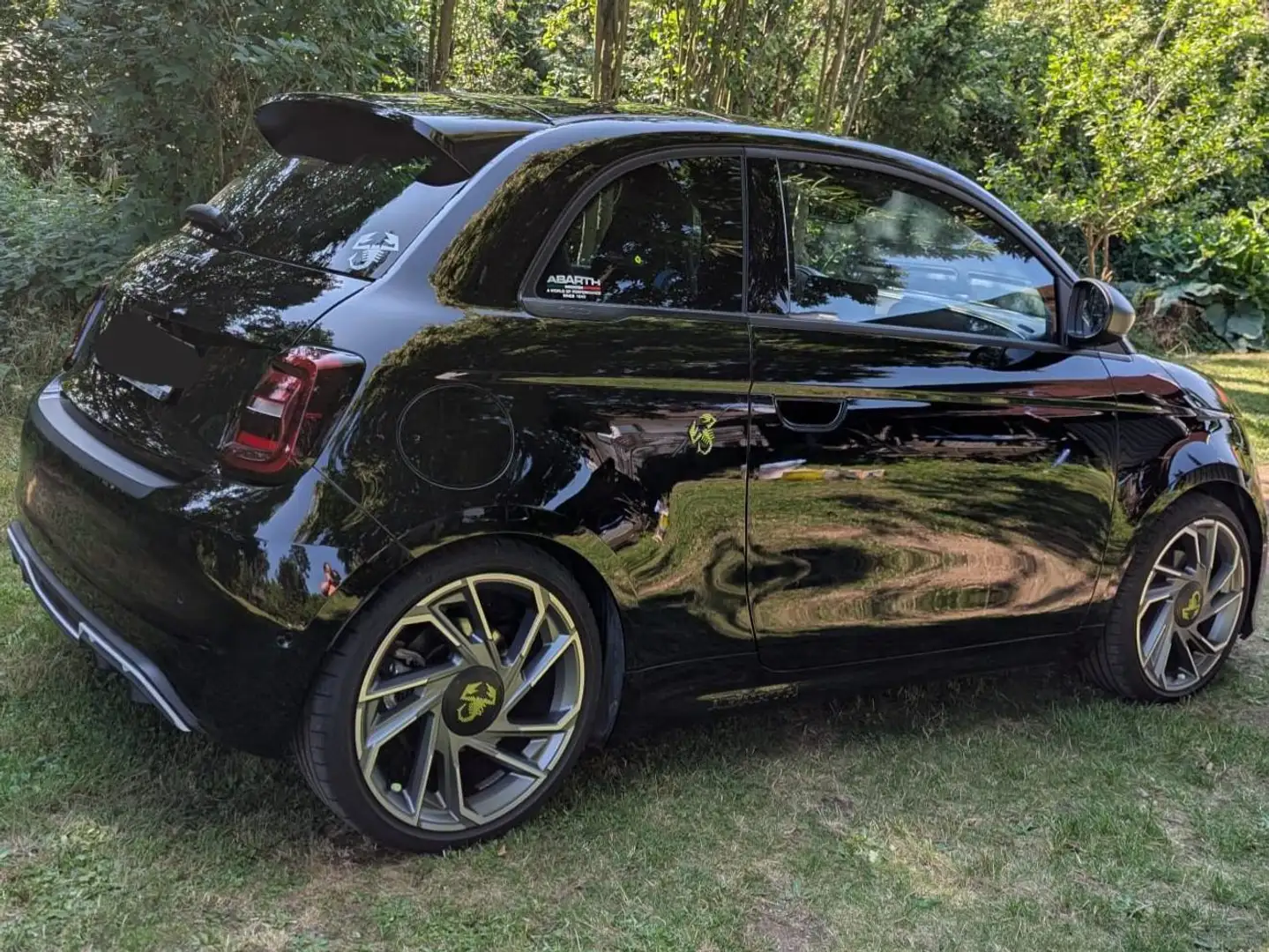 Abarth 500e Turismo Чорний - 1