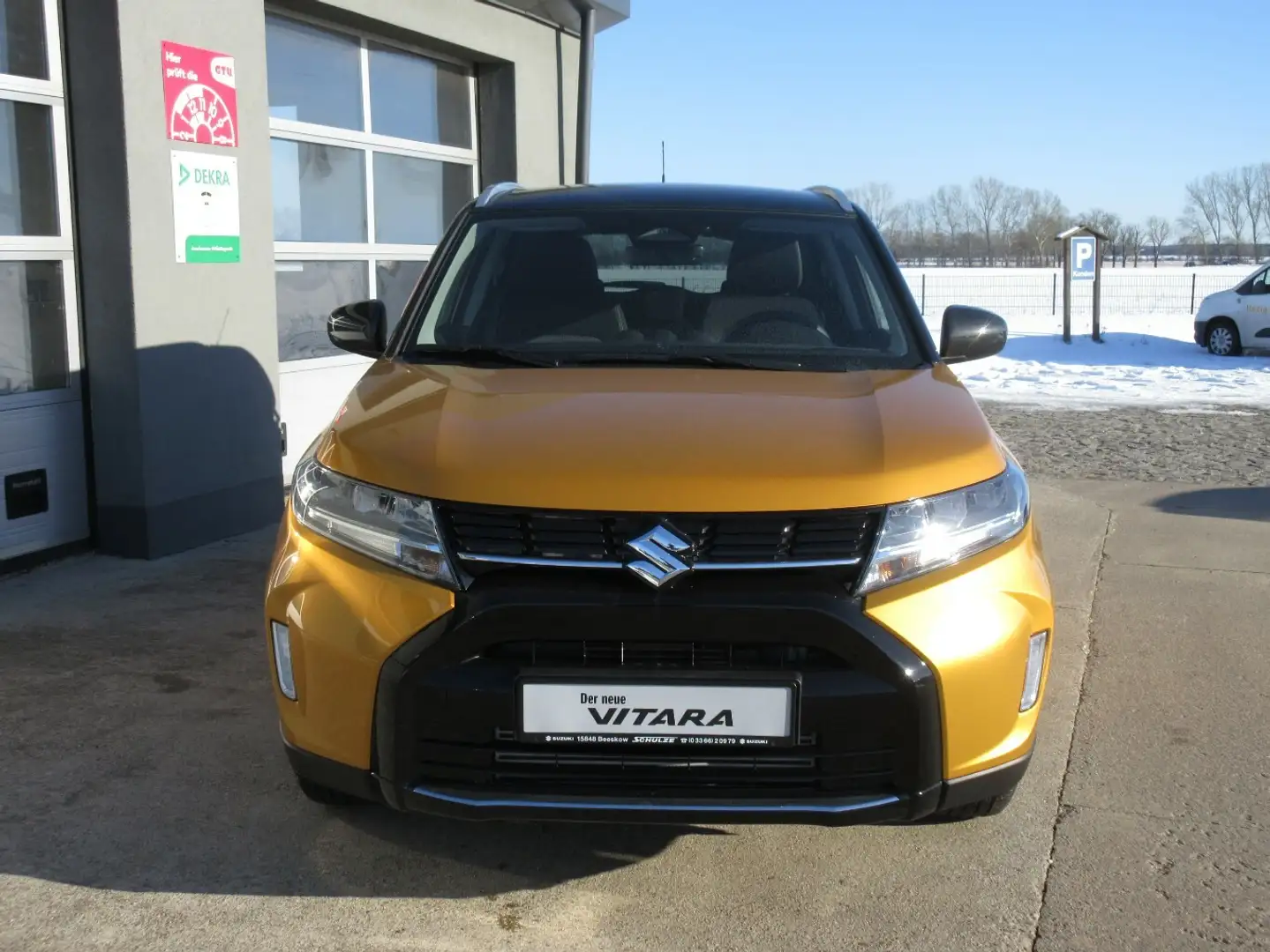 Suzuki Vitara 1.4 Mild-Hybrid Comfort 4x2 Gold - 2