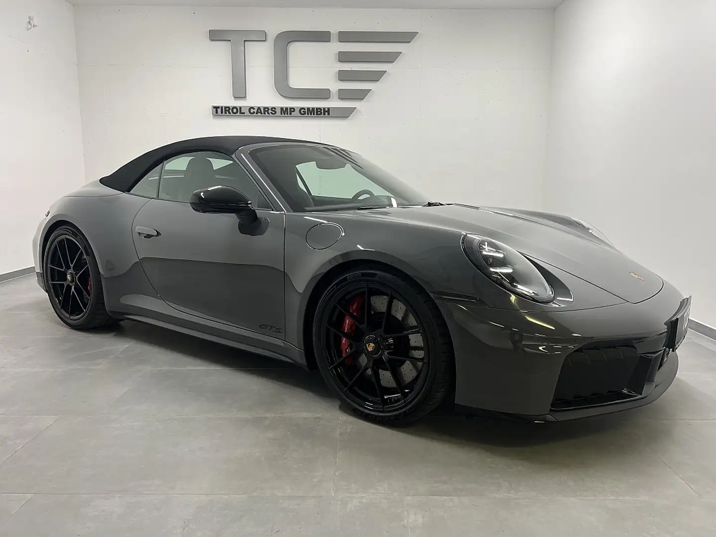 Porsche 911 Carrera Cabrio GTS PDK, Matrix, Inno, Lift, NEU! Серый - 2