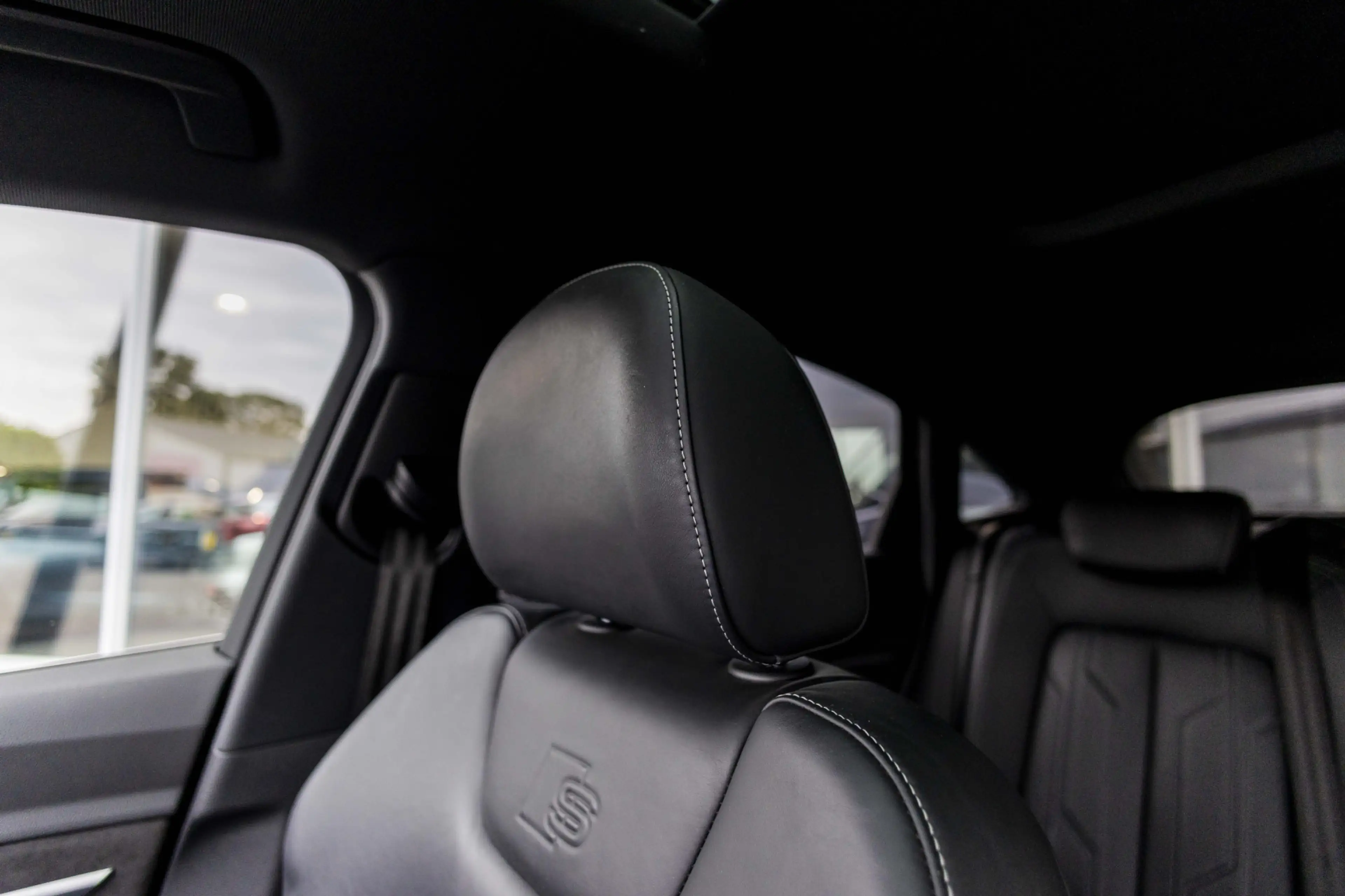 Audi e-tron Sportback 55 quattro S edition 95 kWh | B&O | Pano — photo 12