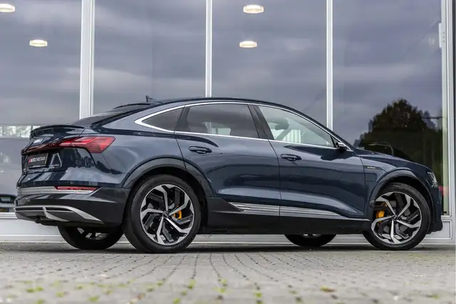 Audi E-Tron view 2