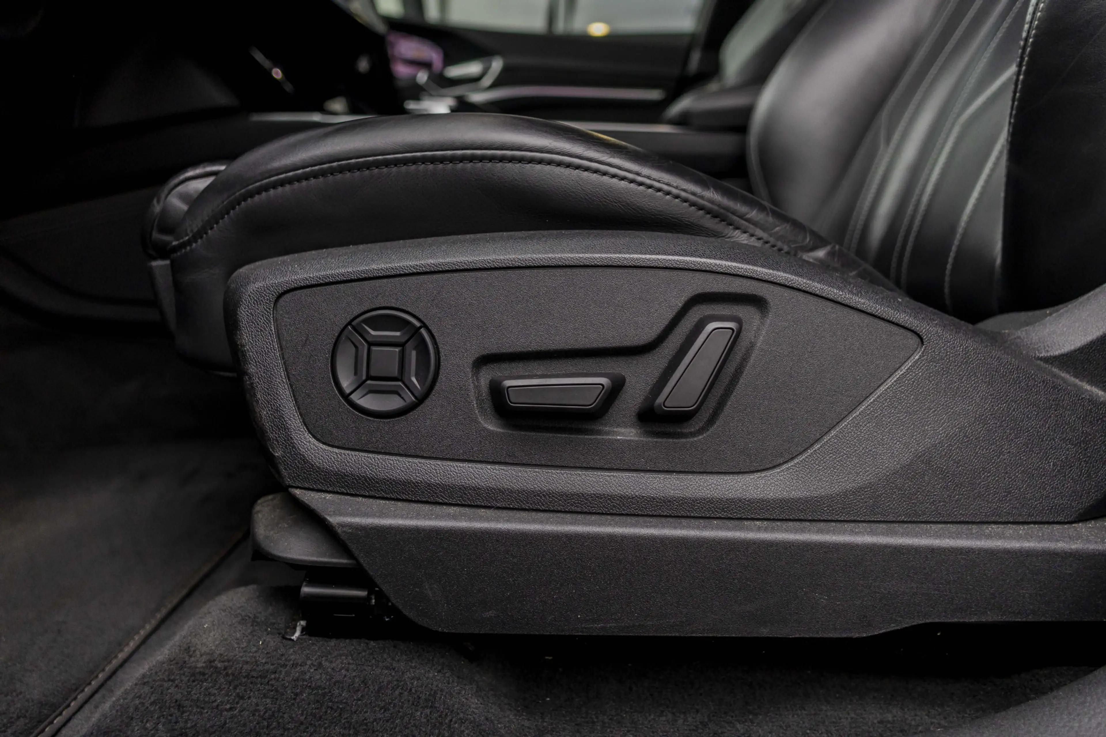 Audi e-tron Sportback 55 quattro S edition 95 kWh | B&O | Pano — photo 25