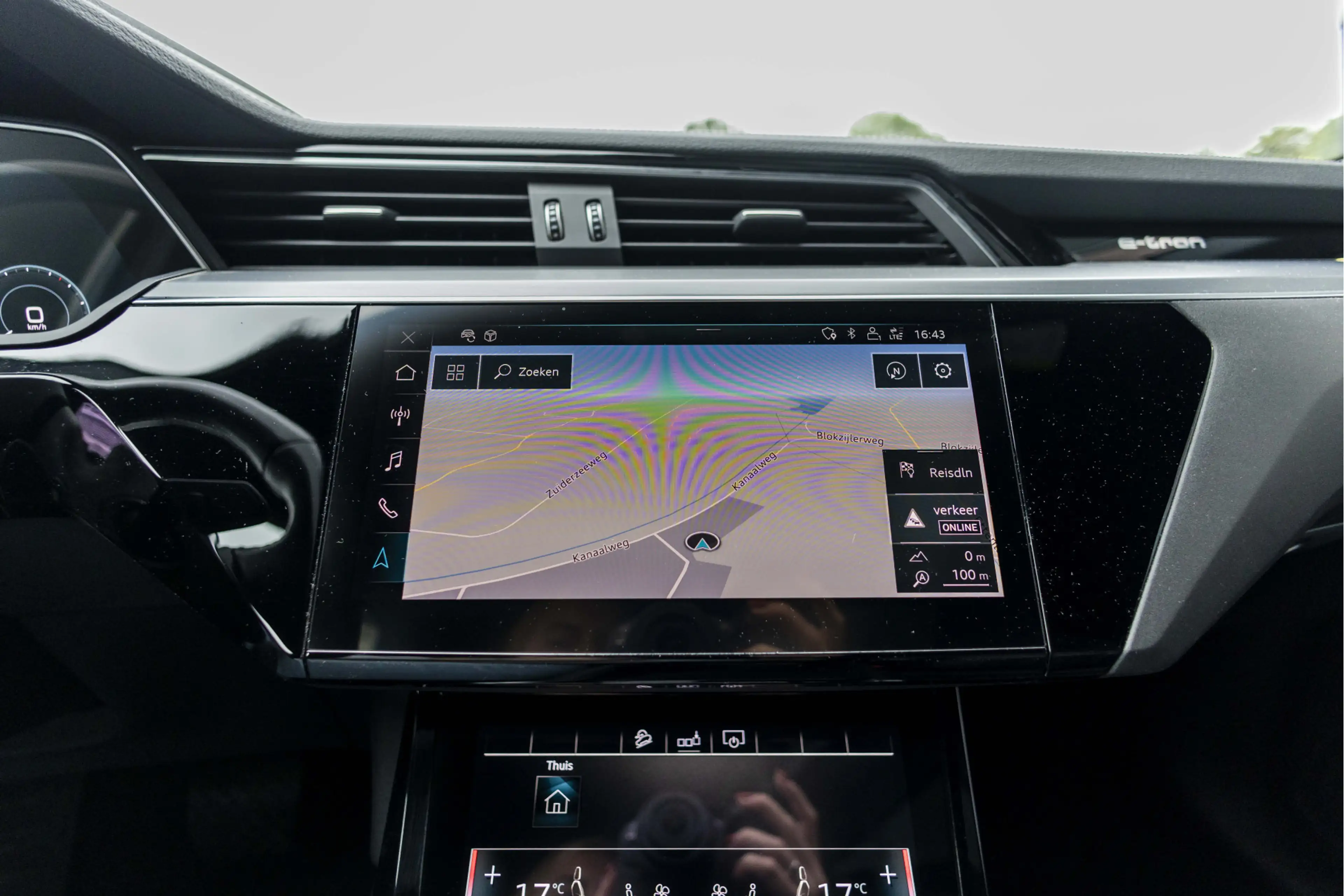 Audi e-tron Sportback 55 quattro S edition 95 kWh | B&O | Pano — photo 46
