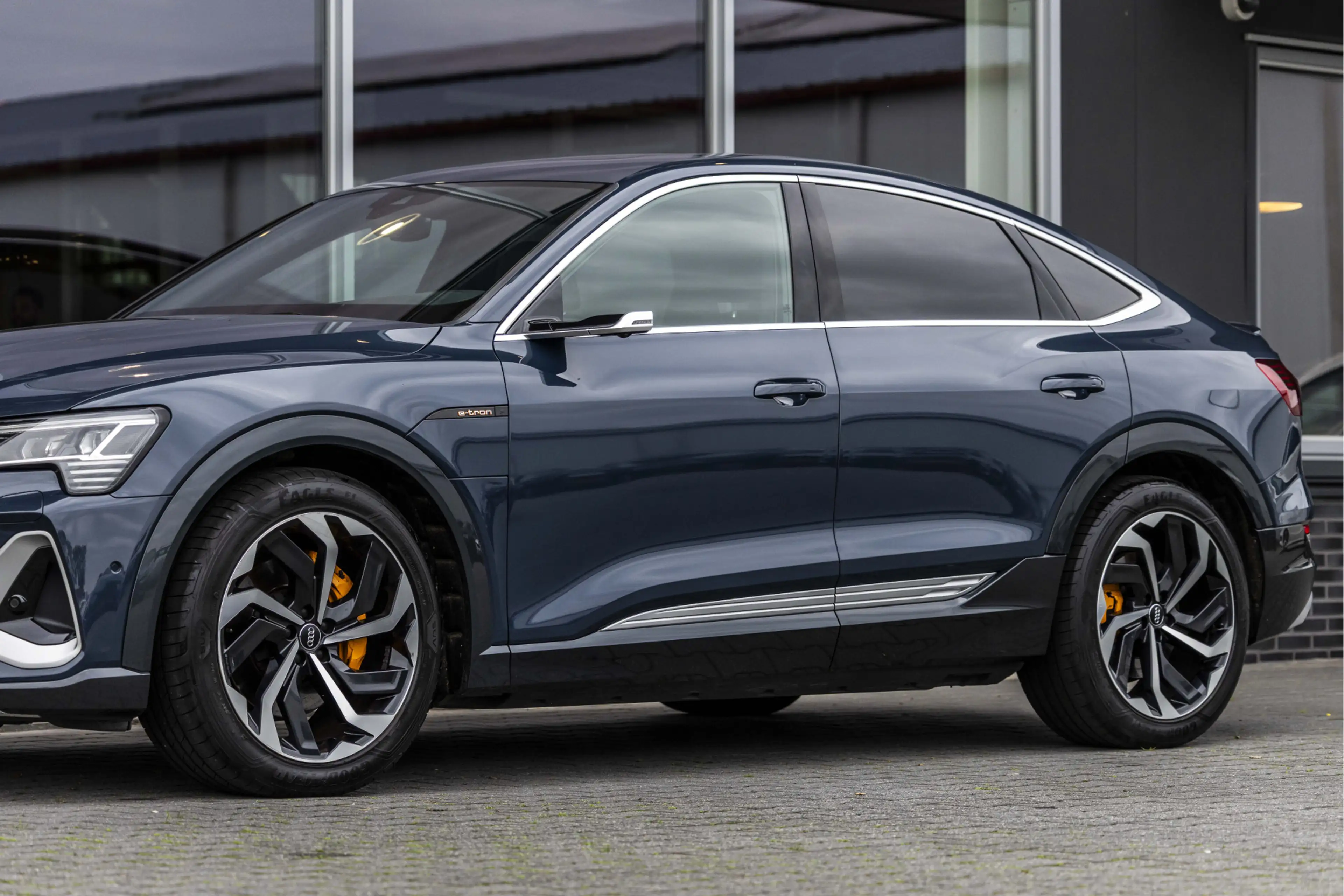 Audi e-tron Sportback 55 quattro S edition 95 kWh | B&O | Pano — photo 17
