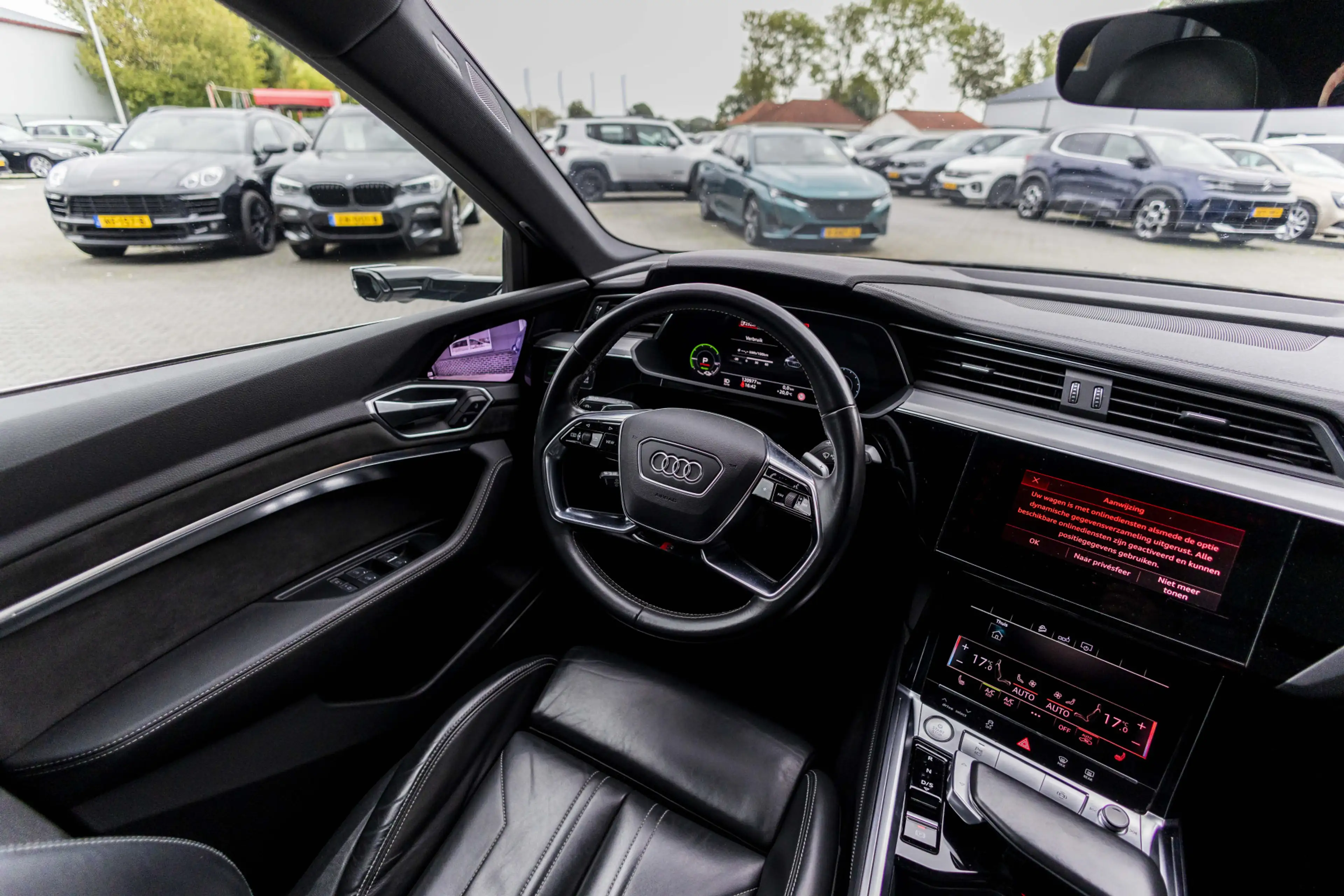 Audi e-tron Sportback 55 quattro S edition 95 kWh | B&O | Pano — photo 24