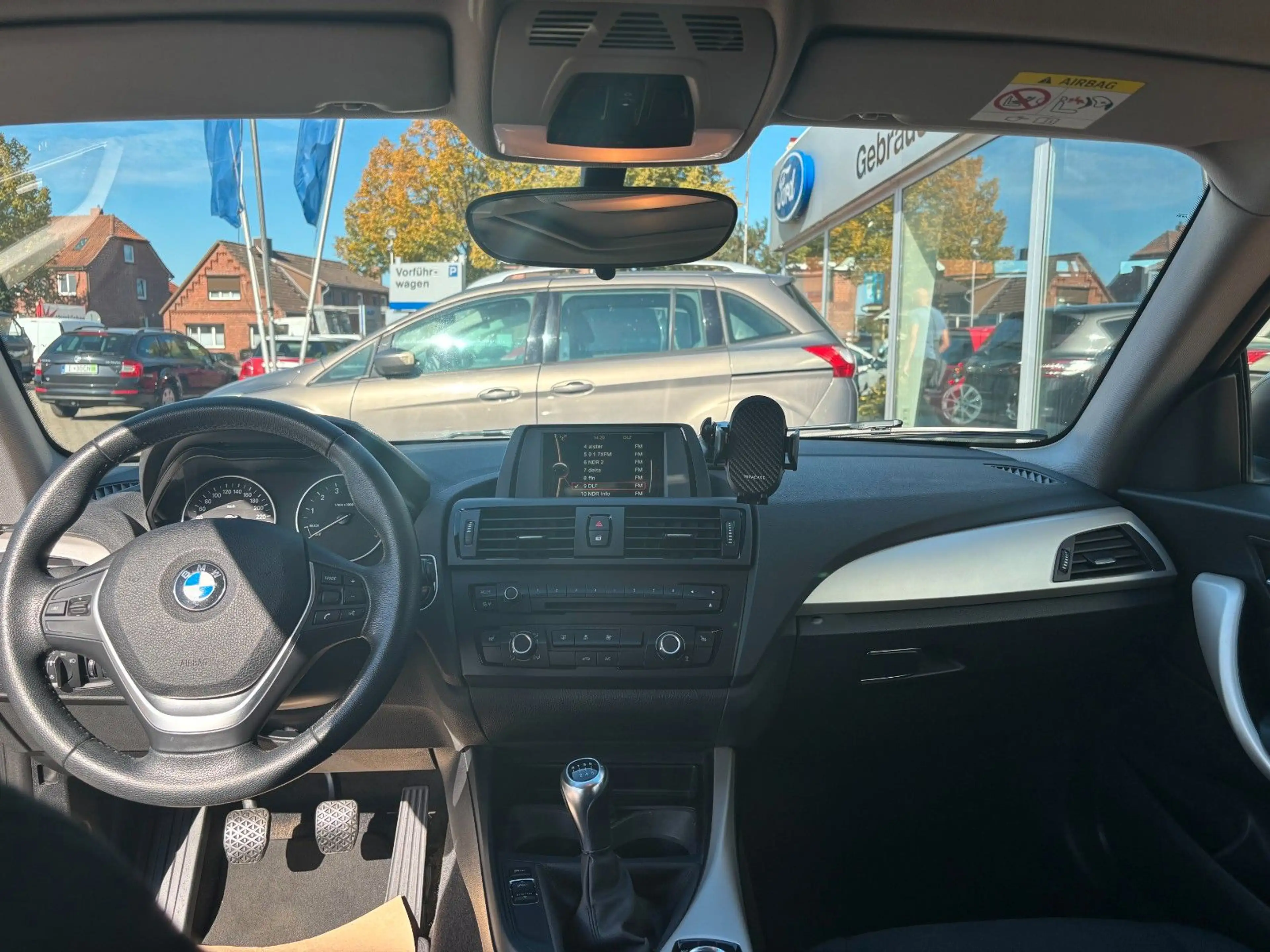 BMW 114 i*2.HAND*KLIMA*el.SD*NAVI*Tempomat*HU NEU — photo 11