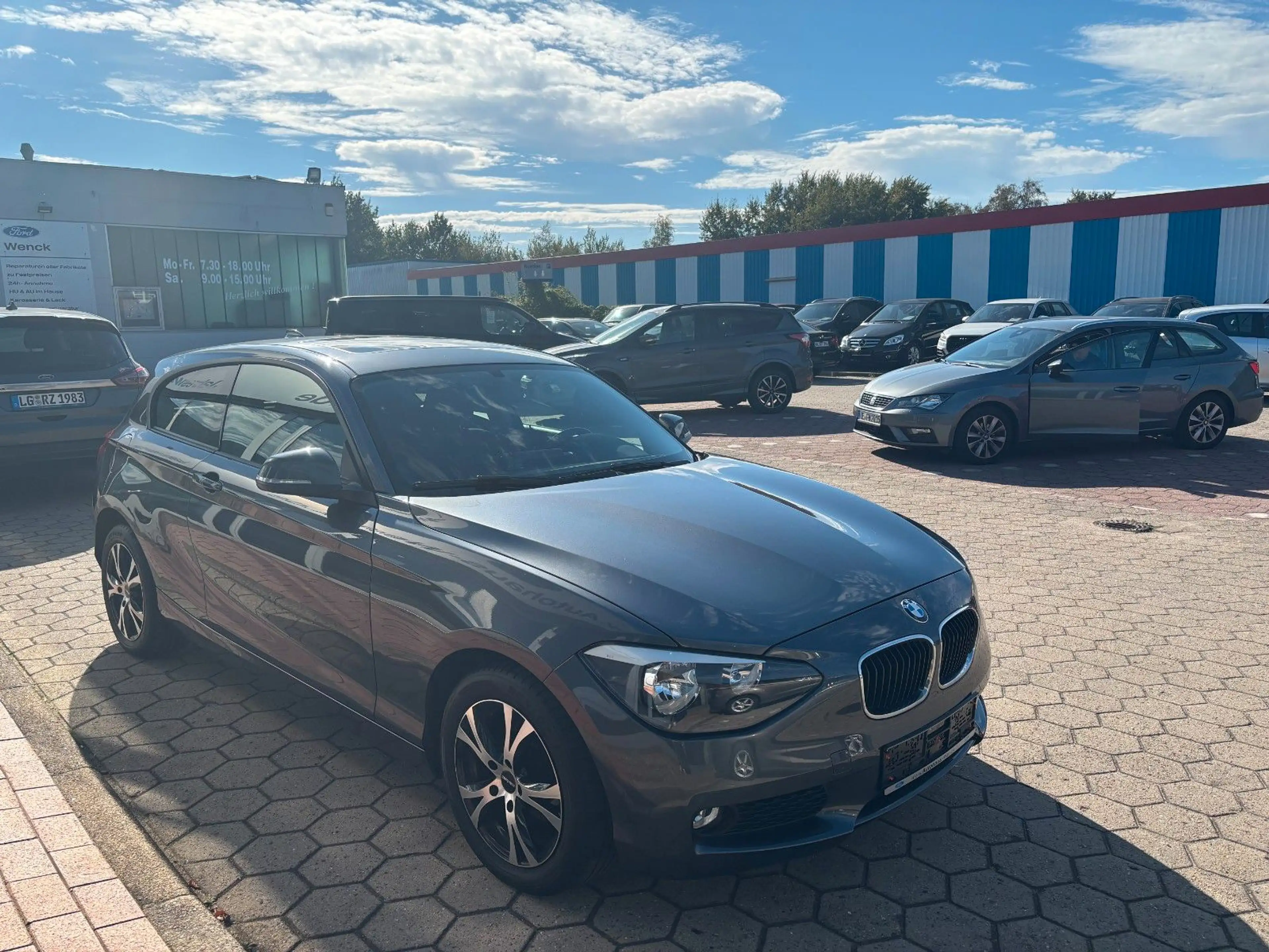 BMW 114 i*2.HAND*KLIMA*el.SD*NAVI*Tempomat*HU NEU — photo 4