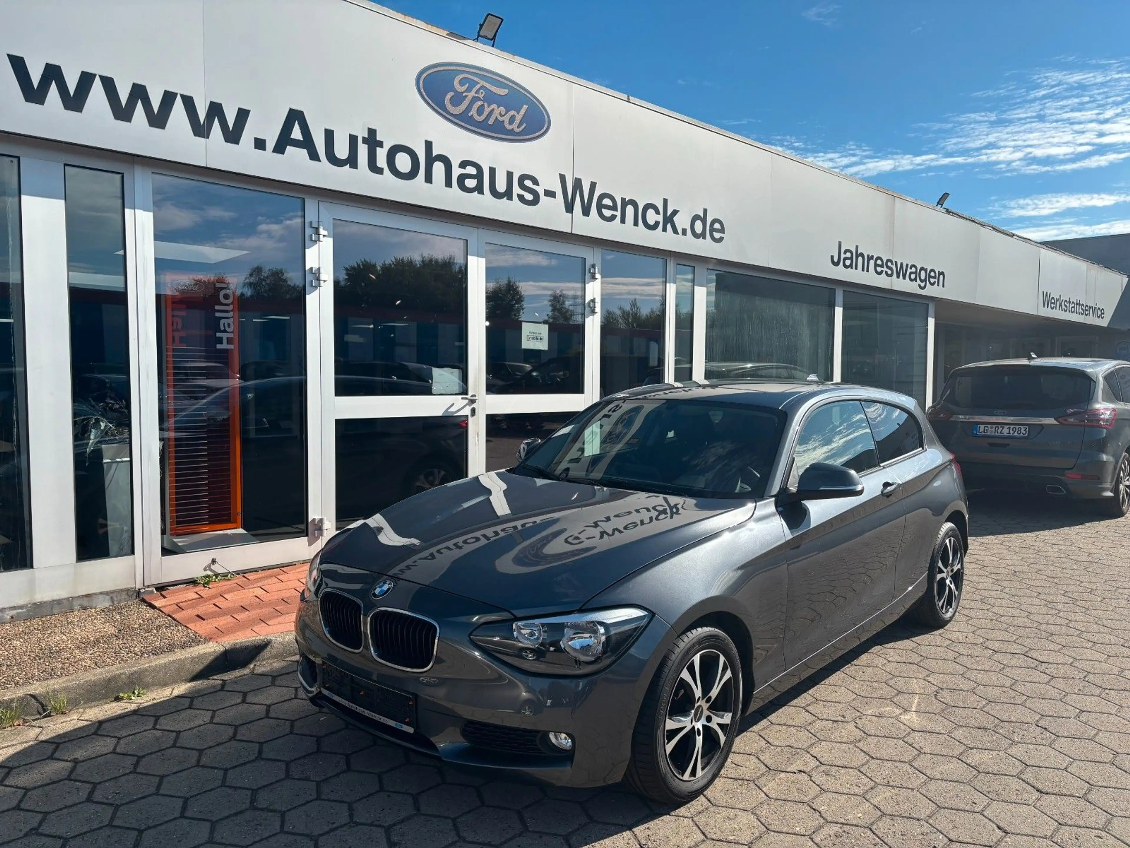 BMW 114 i*2.HAND*KLIMA*el.SD*NAVI*Tempomat*HU NEU — photo 2