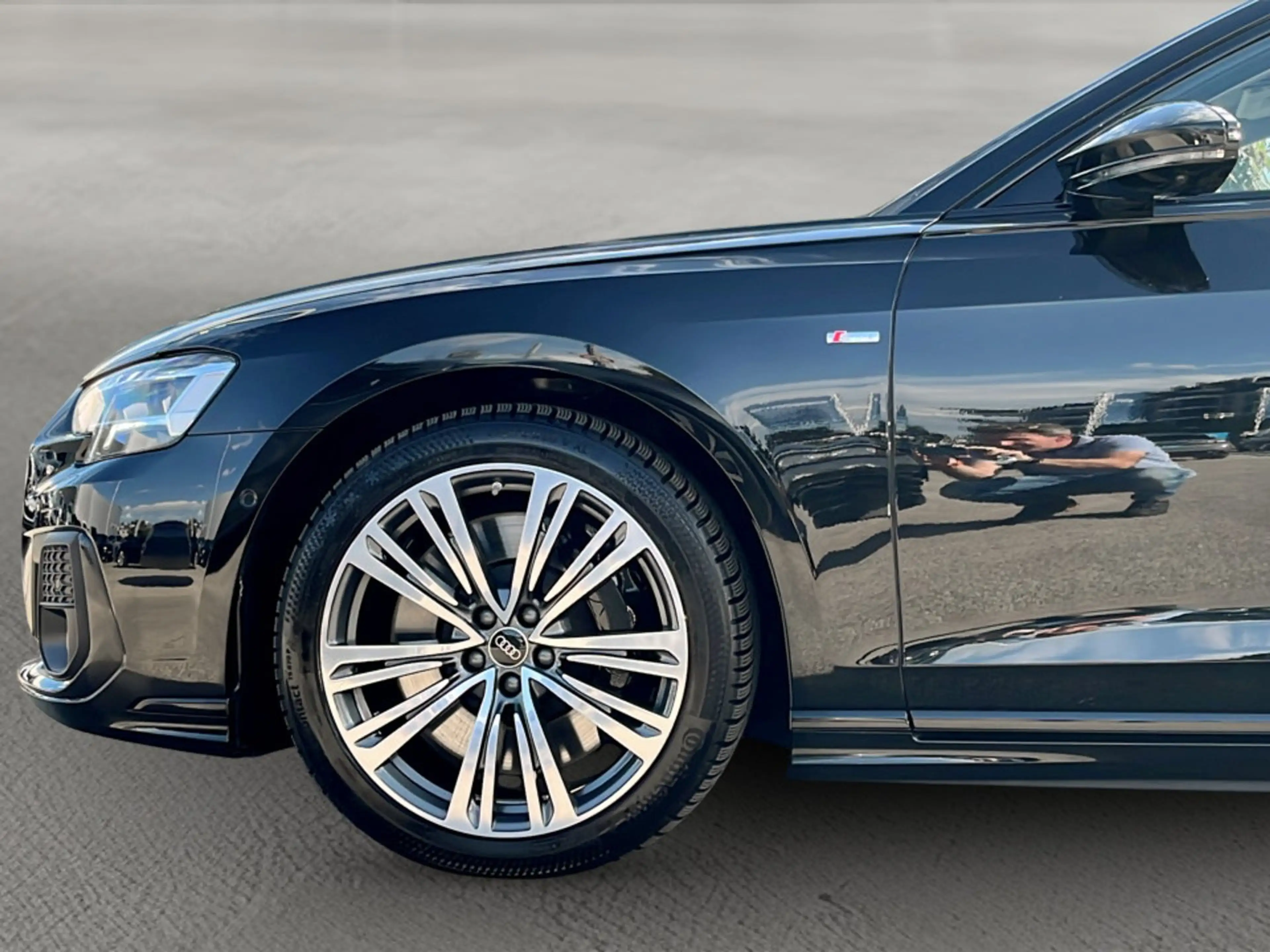 Audi A8 60 TFSI e quattro Lang — photo 6