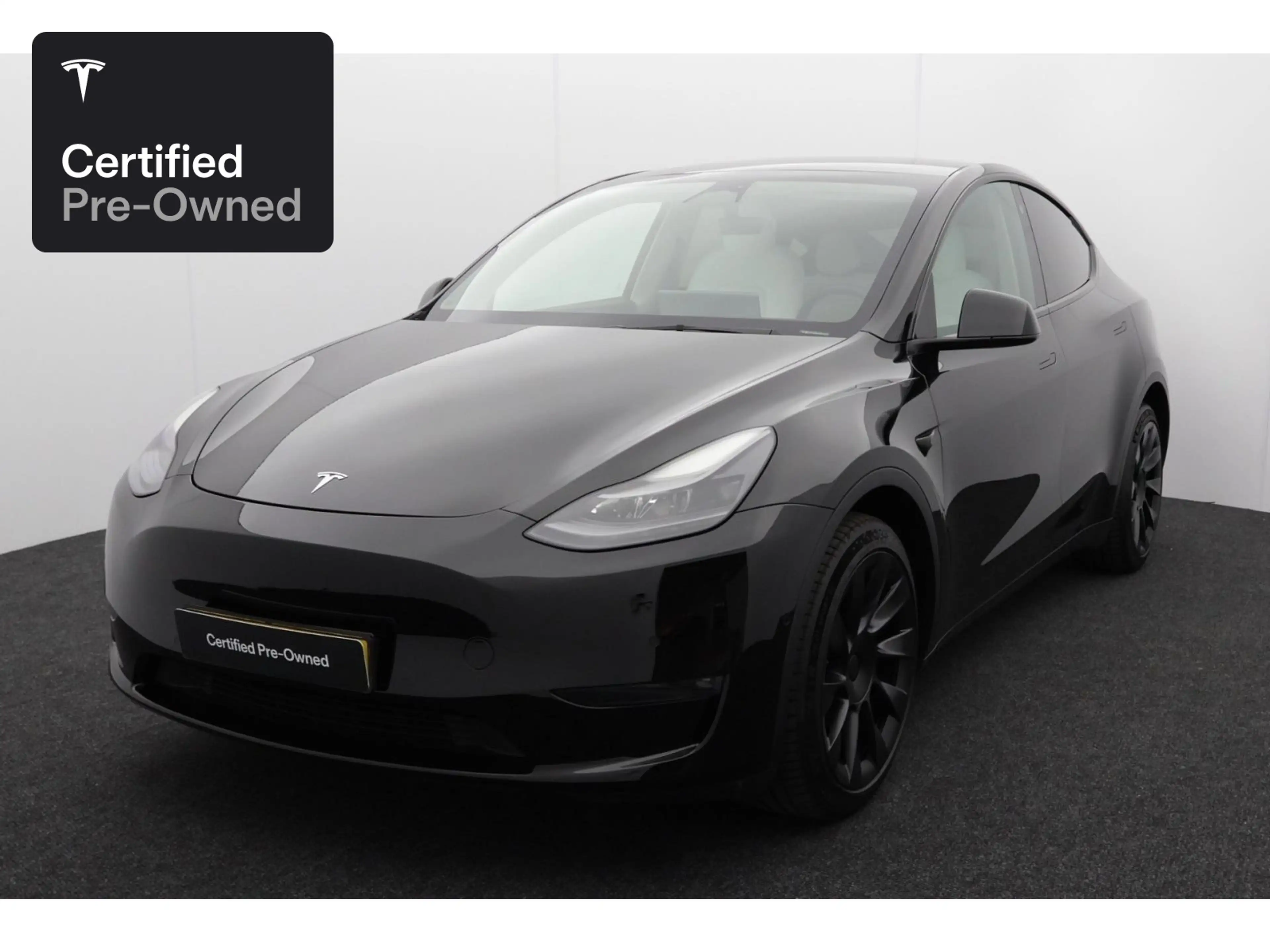 Tesla Model Y Long Range AWD "Certified Pre-Owned" — photo 2