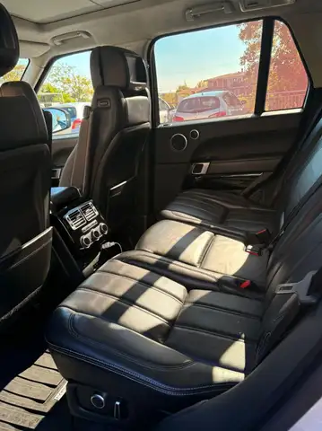 Land Rover Range Rover view 7