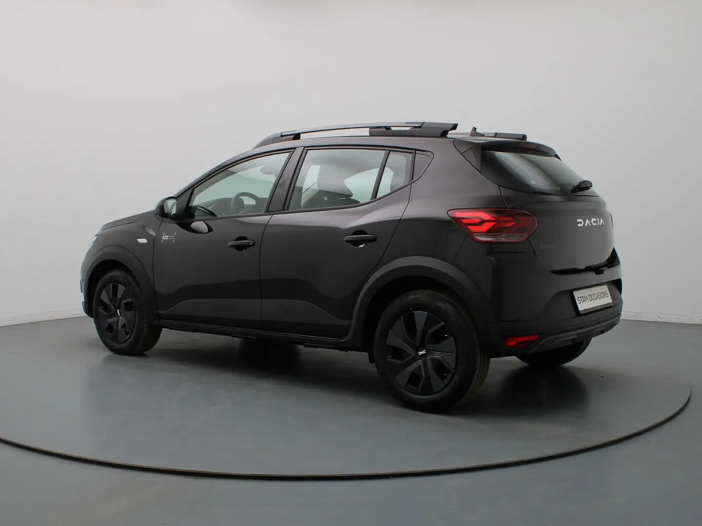 Dacia Sandero Stepway 110pk TCe Expression Camera | Cruise | Car Zwart - 2