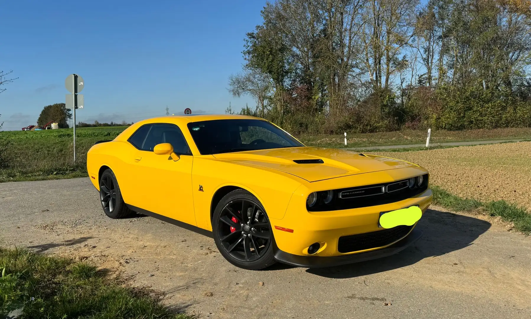 Dodge Challenger Automatik 6,4l V8 392 Hemi Scat Pack selten gelb - 2