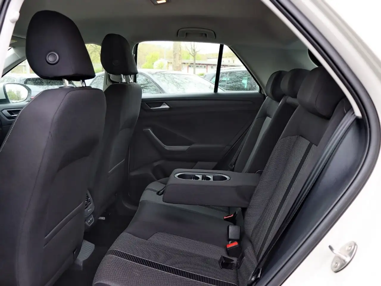 Volkswagen T-Roc Life 1.0 TSI OPF KLIMA/LED/GJR/PDC/SITZHZ. 5
