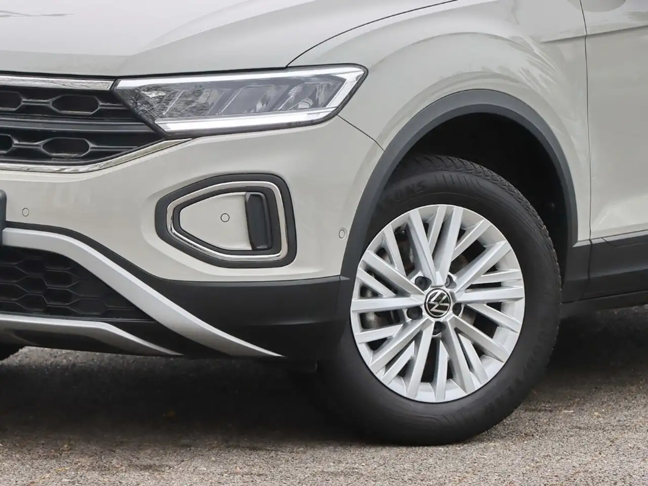 Volkswagen T-Roc Life 1.0 TSI OPF KLIMA/LED/GJR/PDC/SITZHZ. 3
