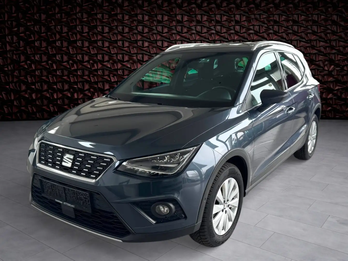 SEAT Arona Grau - 1