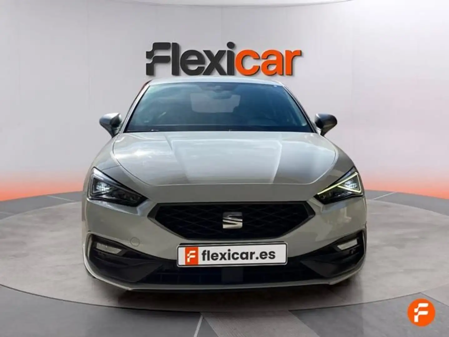SEAT Leon 1.0 TSI S&S FR 25º Aniversario 110 Blanco - 2