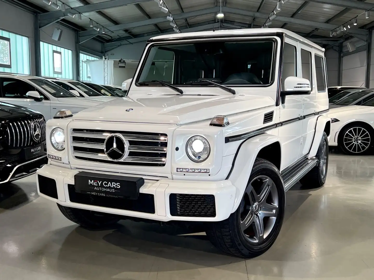 Mercedes-Benz G 350 d*Schiebedach*AHK*Kamera*AMG Weiß - 1