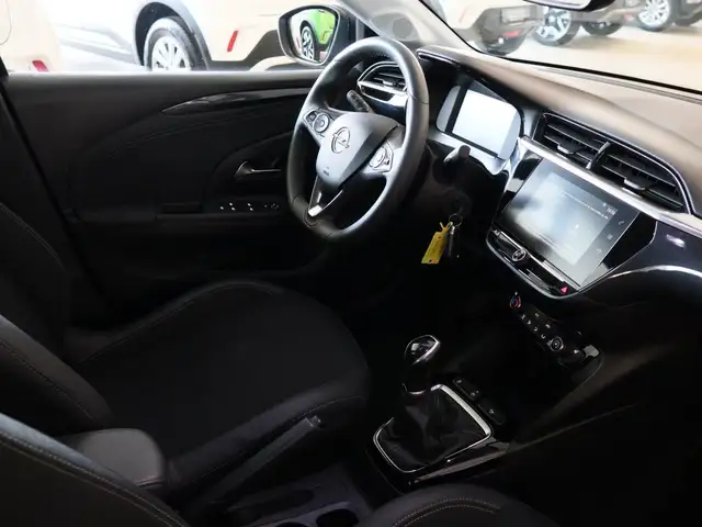 Opel Corsa view 3